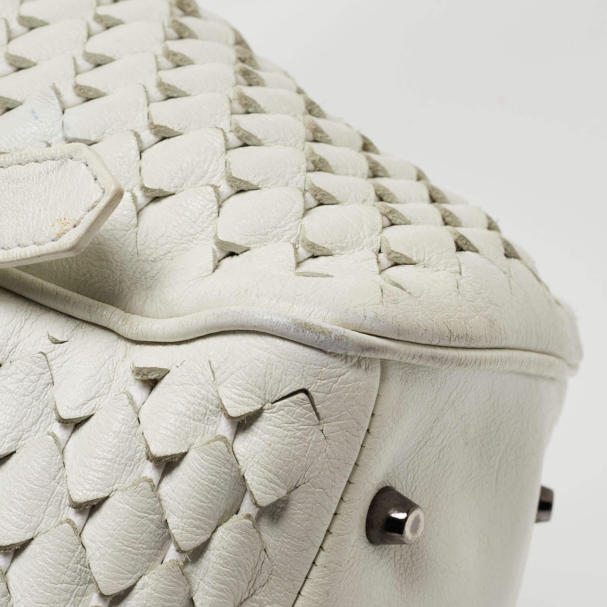 Burberry White Woven Leather Tote For Sale 6