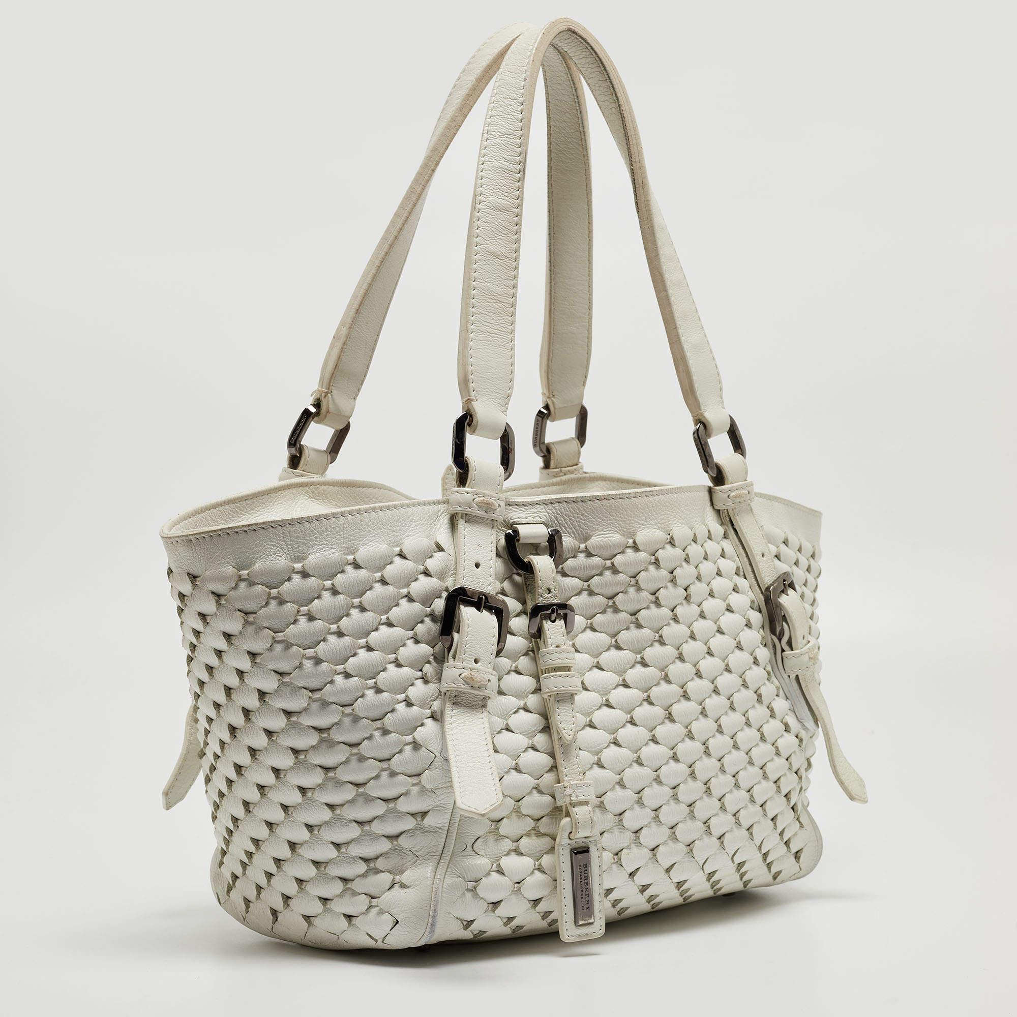 Burberry White Woven Leather Tote For Sale 12