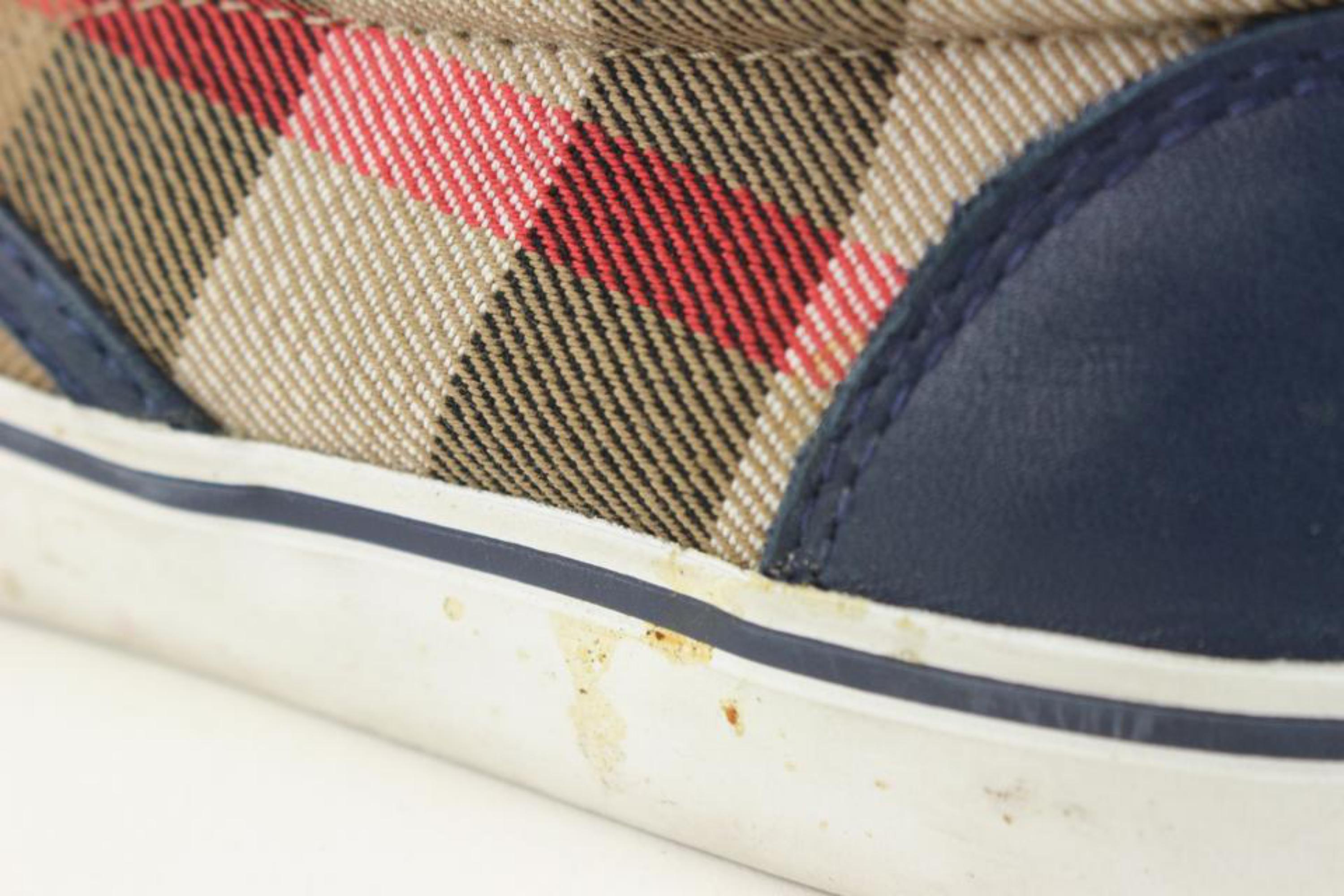 Burberry pour femmes 35 beiges Nova Check Boat Shoes Deck Slip Ons 128bur2 en vente 5