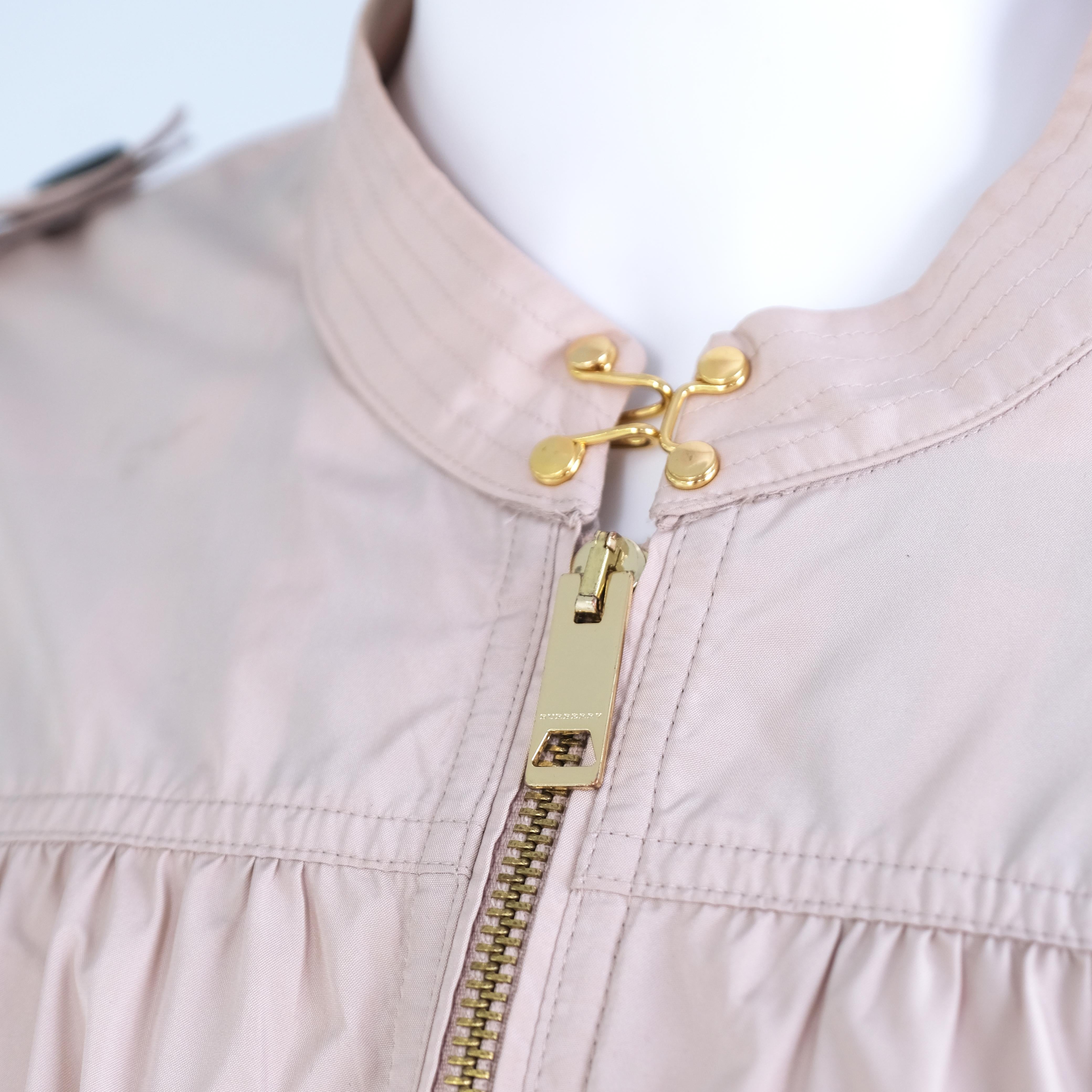 Women's or Men's BURBERRY Women's Light Pink  Belted  Light Weight  Raincoat Small For Sale