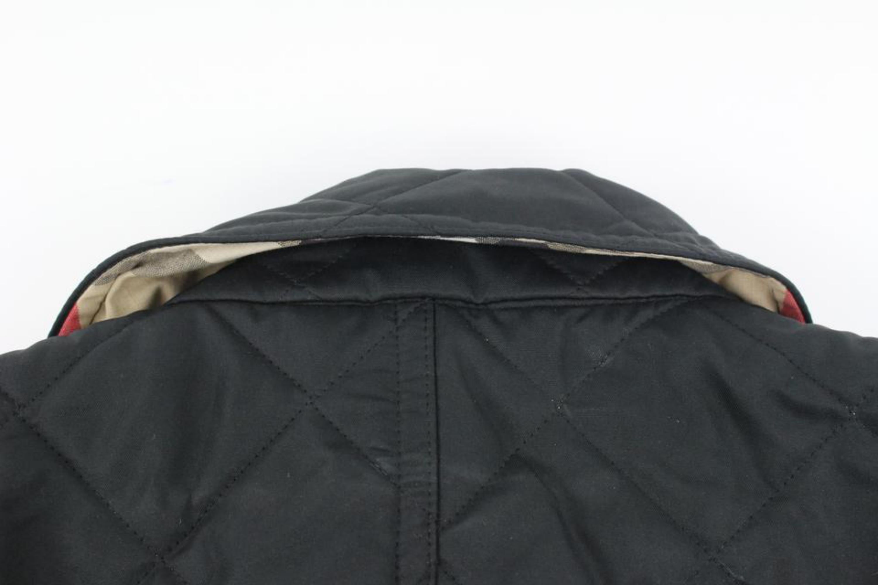 Burberry Femme Small Black Quilted Nova Check Belted Jacket 120b33 en vente 2