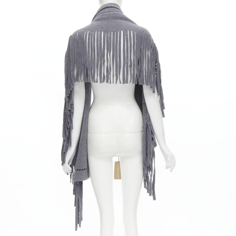 Women's or Men's BURBERRY wool cashmere grey solid felted fringe knitted overstitching scarf