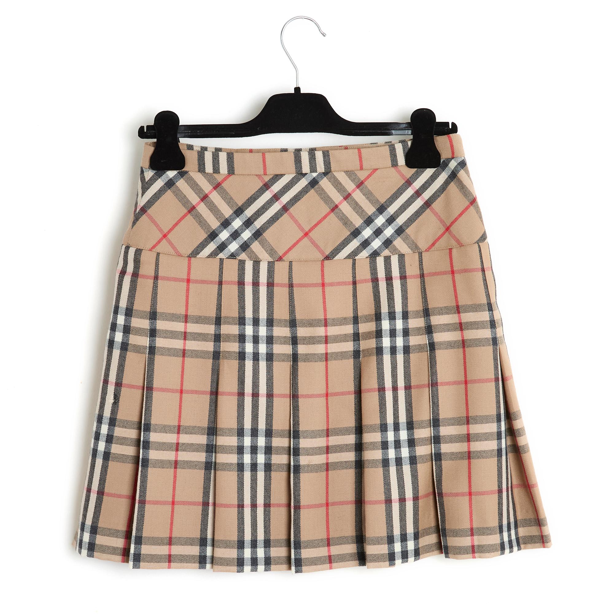 Women's or Men's Burberry Wool Classic Check mini skirt EU36 UK6 US4 For Sale