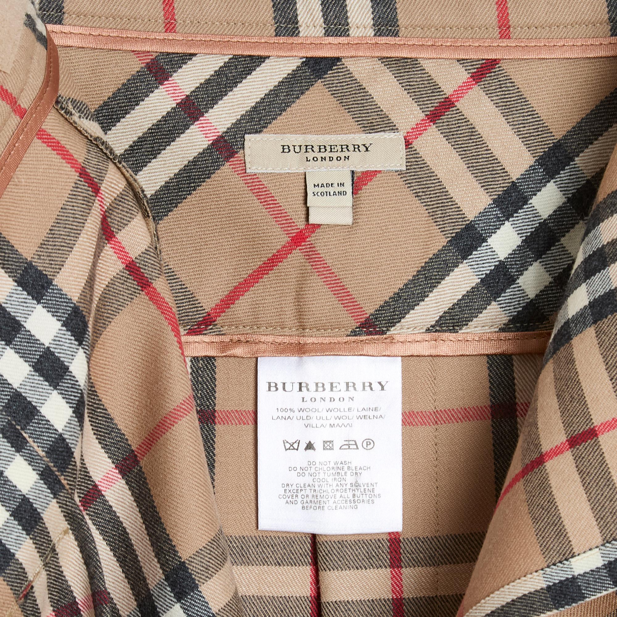 Burberry Wool Classic Check mini skirt EU36 UK6 US4 For Sale 3