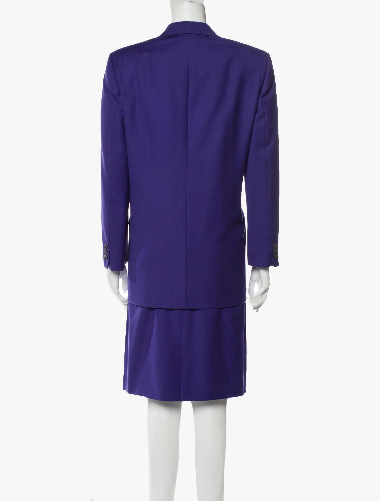 Burberry Wool Skirt Suit, 1990s In Excellent Condition For Sale In New York, NY