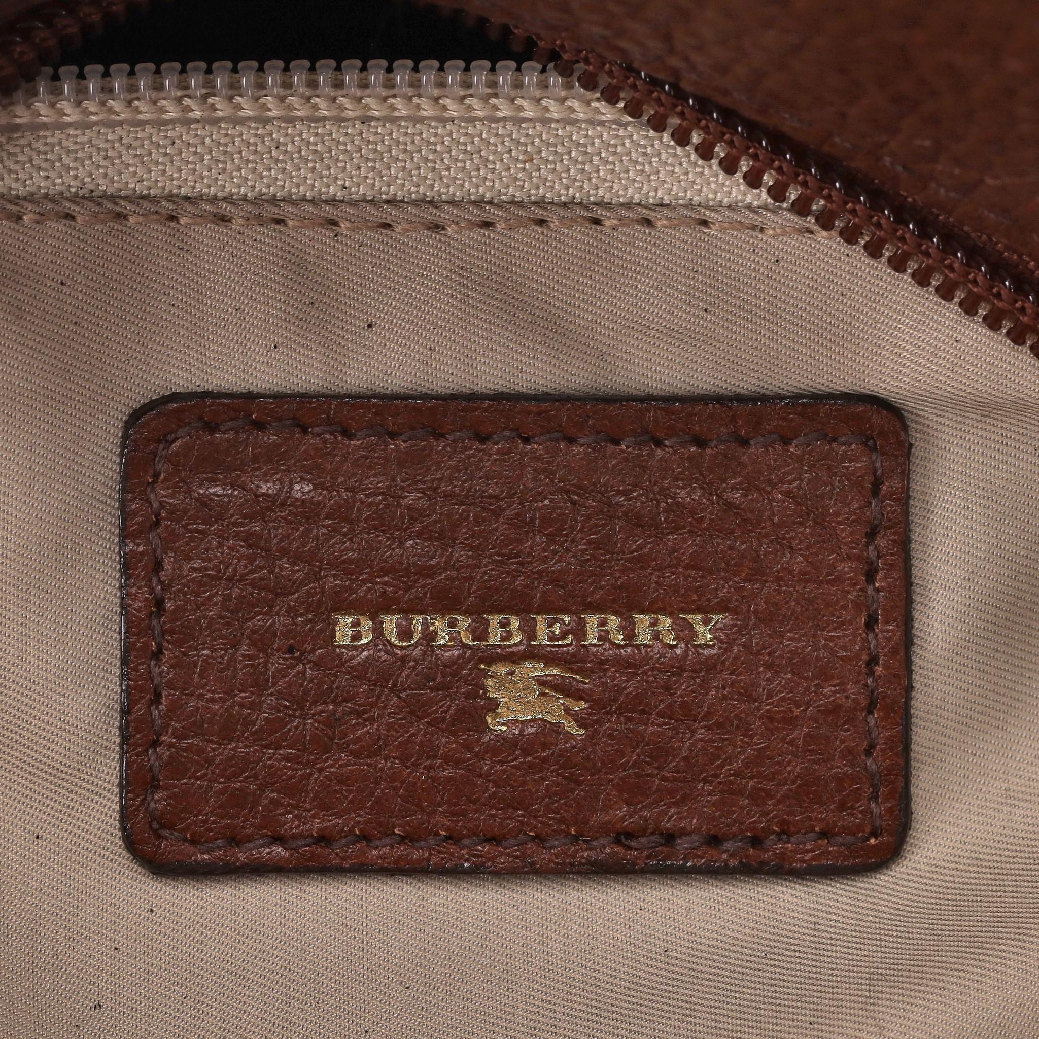 Sac à main en laine tissée Burberry en vente 1