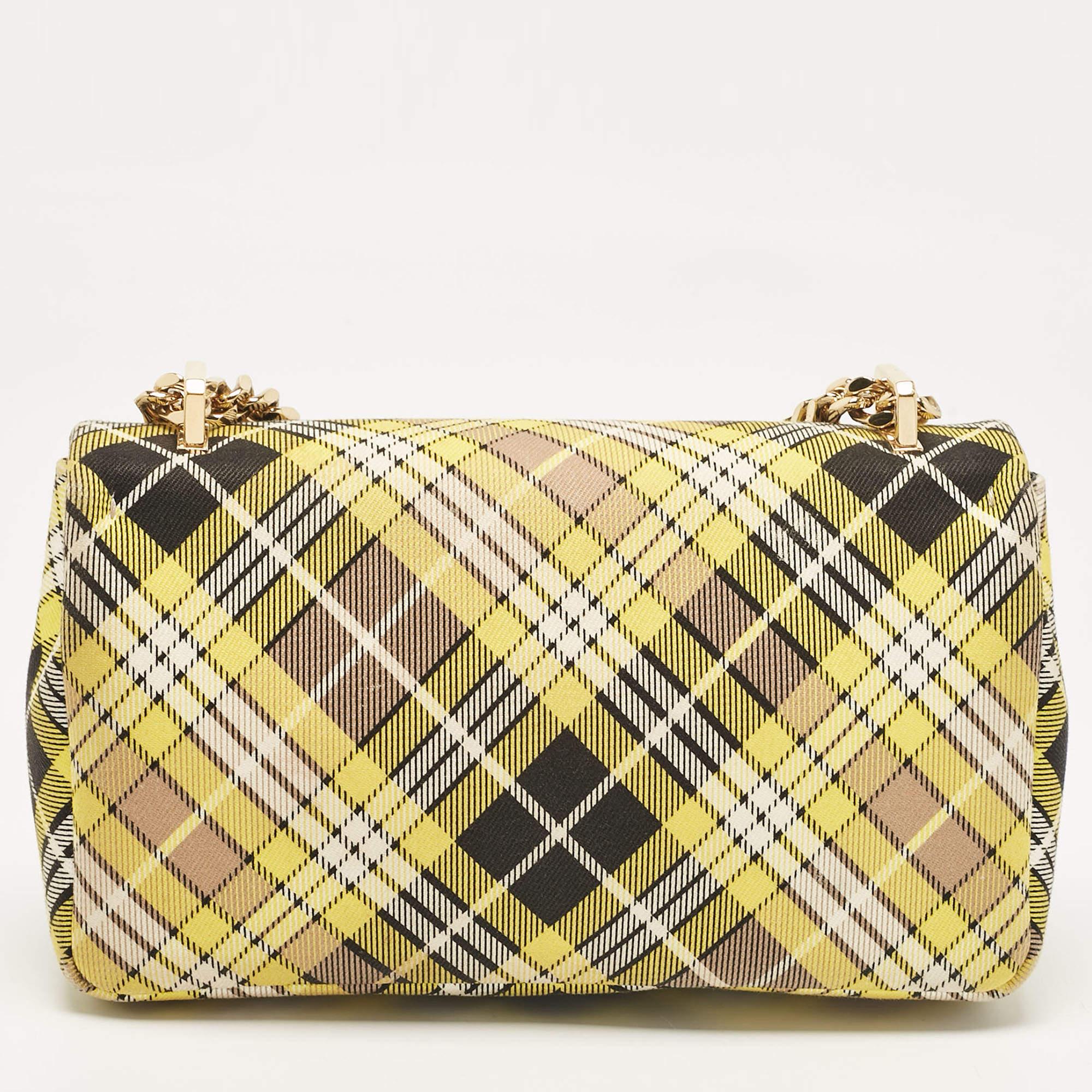 Burberry Yellow Check Canvas Small Lola Chain Shoulder Bag In Good Condition In Dubai, Al Qouz 2
