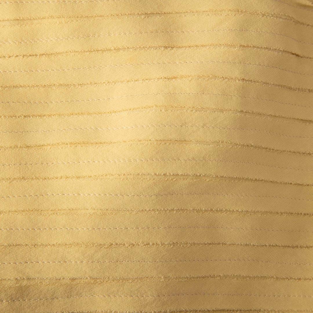 Burberry Gelbes getäfeltes Kleid mit kurzen Ärmeln Größe XS (Beige) im Angebot