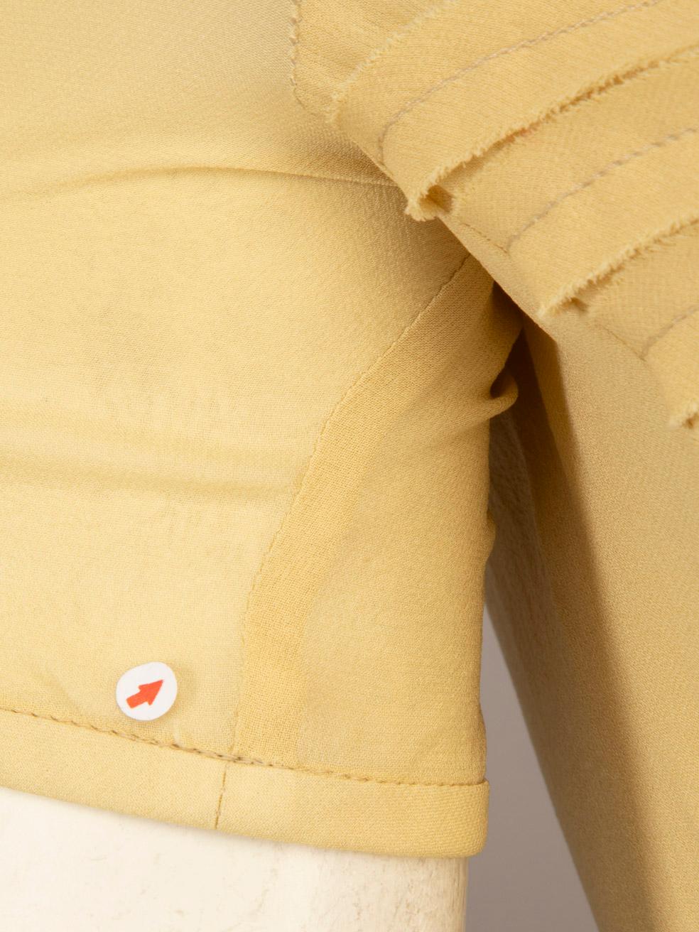 Burberry Gelbes getäfeltes Kleid mit kurzen Ärmeln Größe XS im Angebot 3