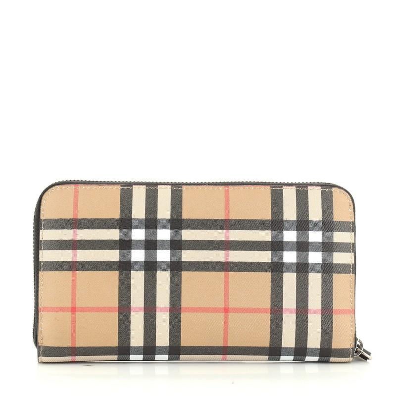 burberry organizer