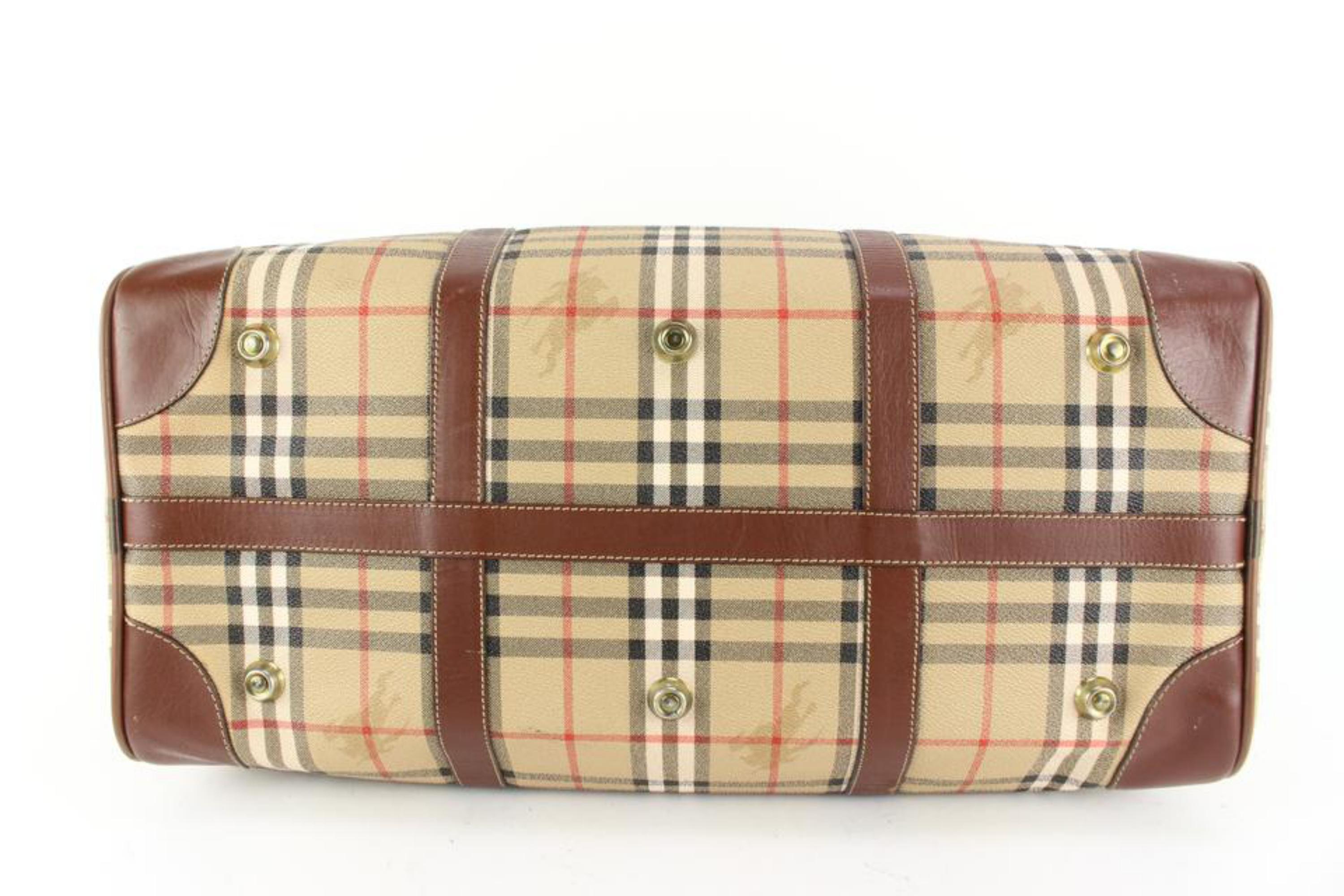 Burberrys Beige Nova Check Boston Duffle Bag with Strap 57b429s In Good Condition In Dix hills, NY
