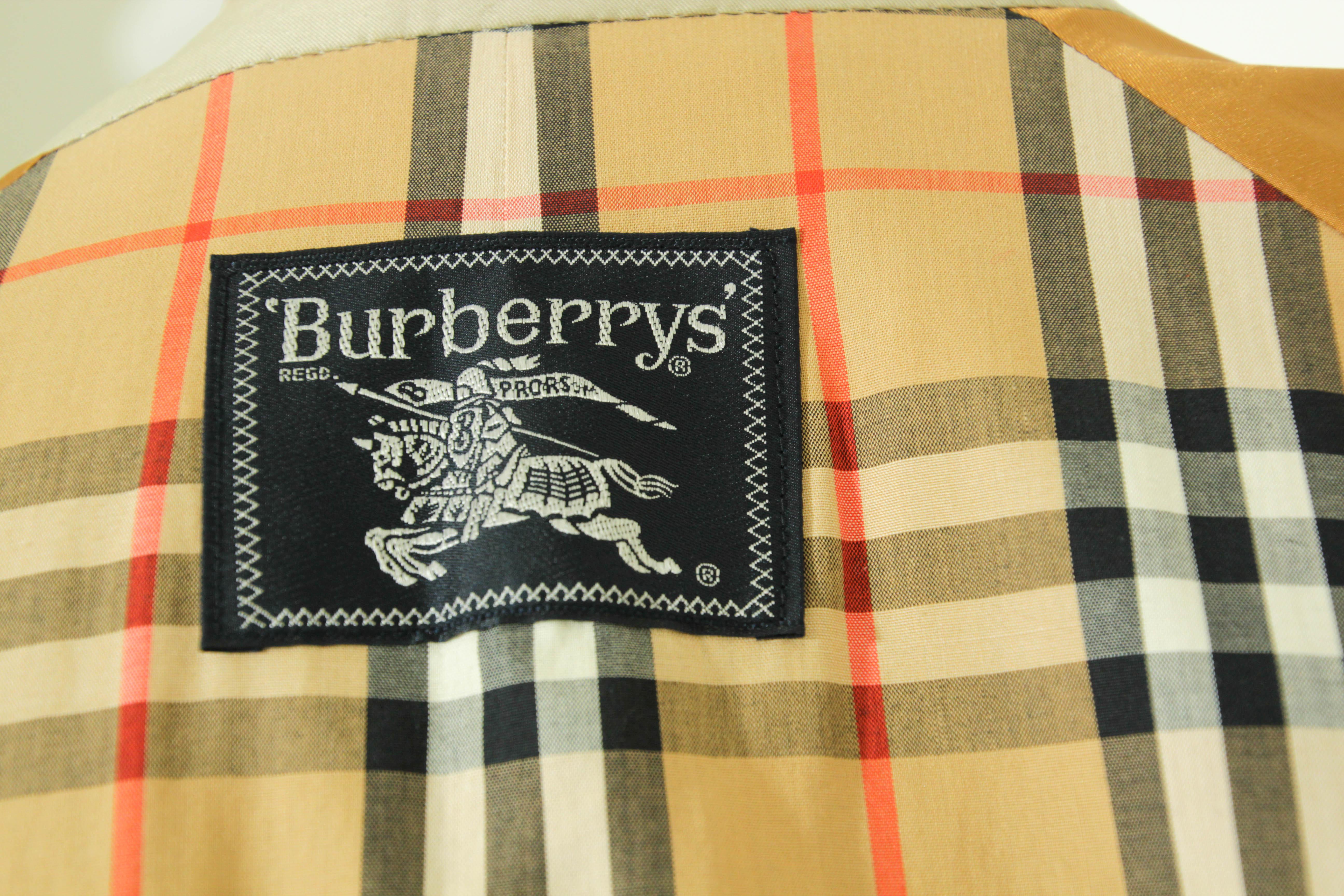 BURBERRY'S Classic Tan Trench 1980's Cotton Double Breasted For Sale 7