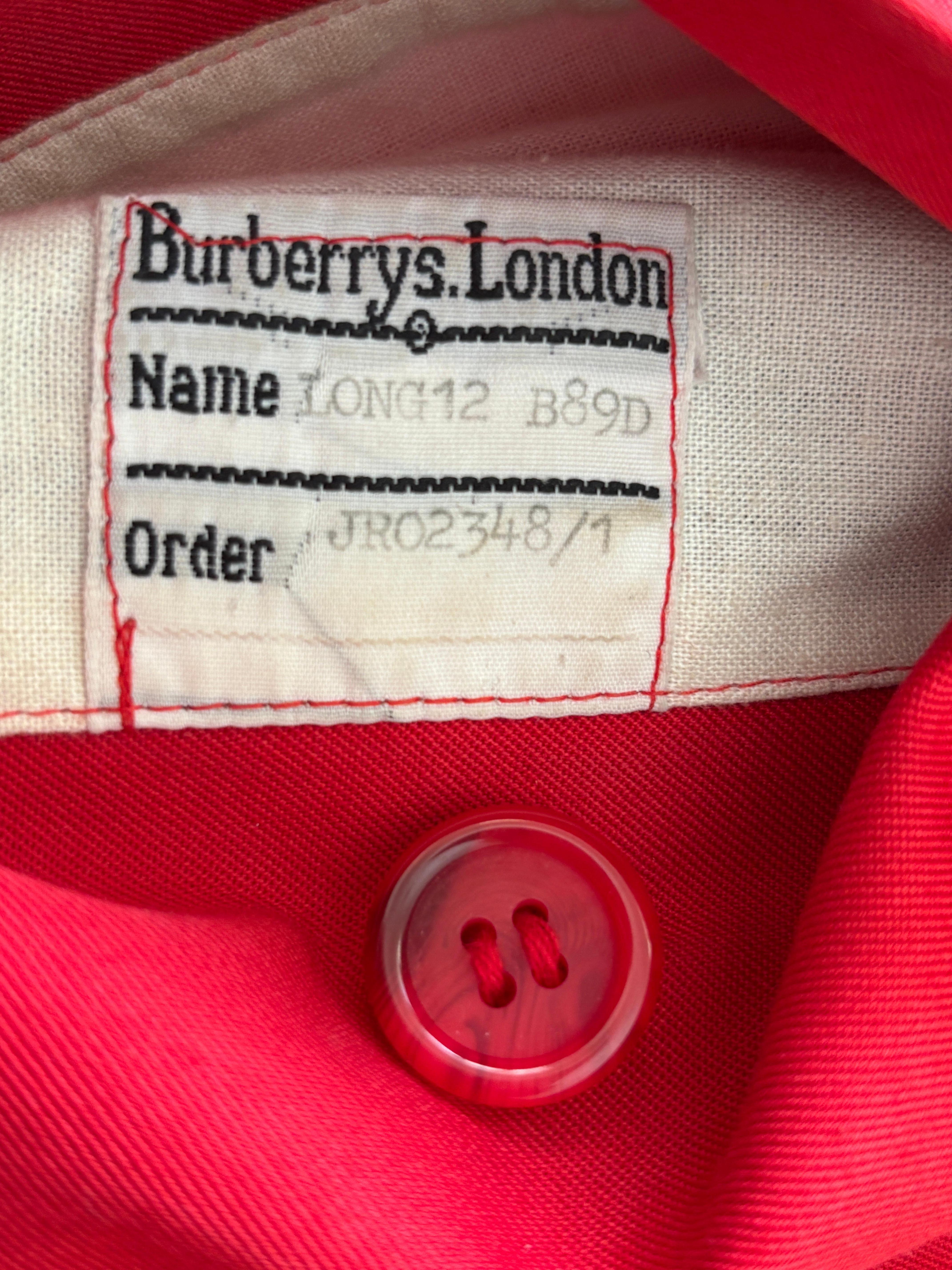 BURBERRY'S London Cherry Red Nova Plaid Trench Cotton Double Breasted 1980s For Sale 15