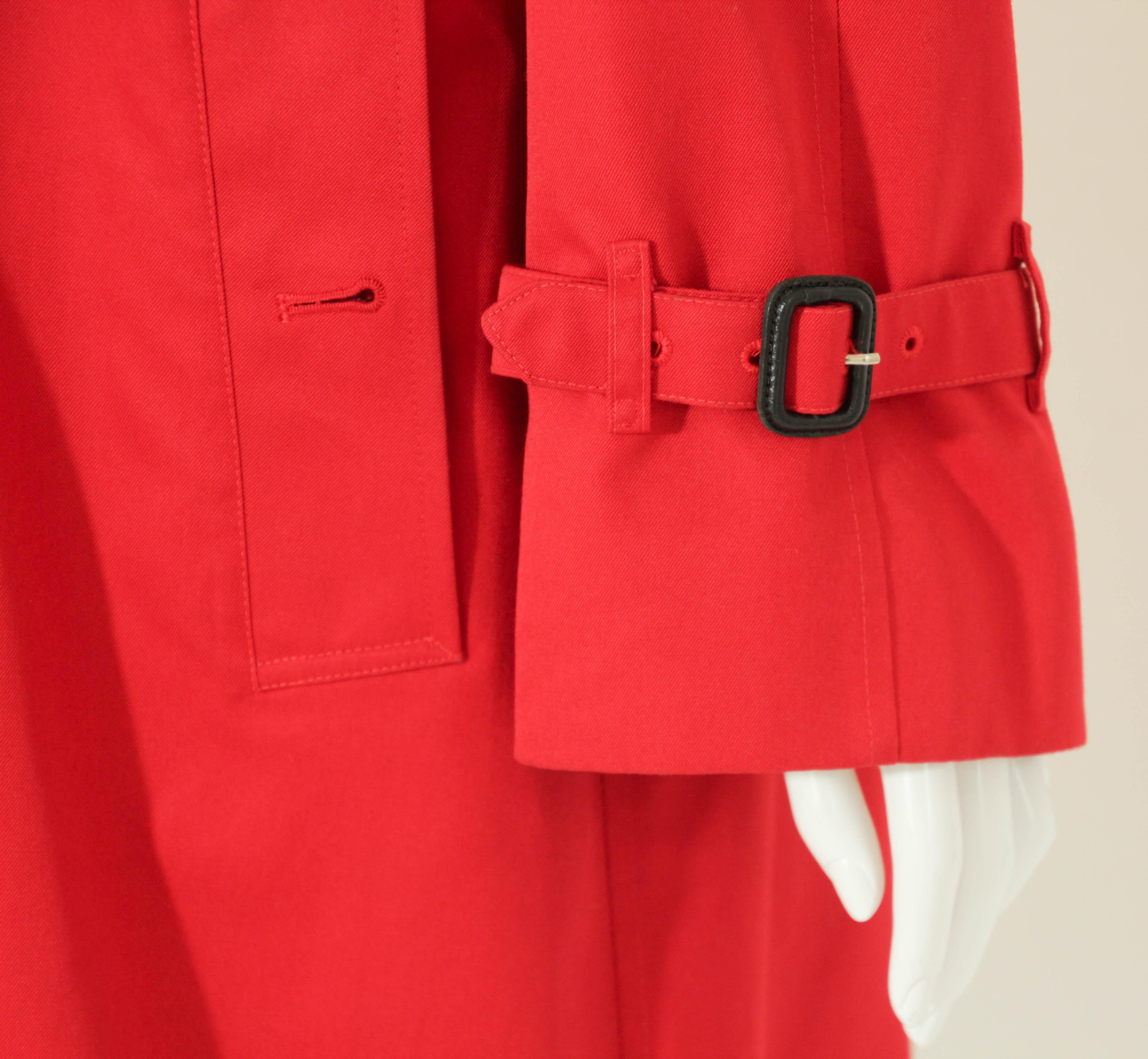 BURBERRY'S London Cherry Red Nova Plaid Trench Cotton Double Breasted 1980s For Sale 3