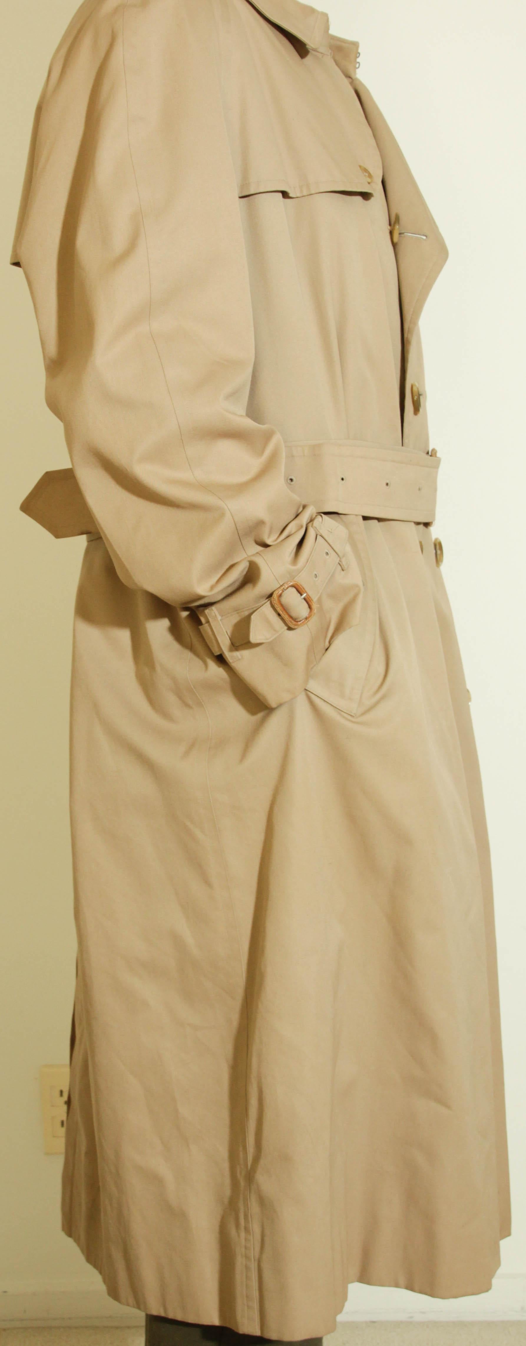 BURBERRY'S London Mens Belted Trench Coat Tan Sz 48 circa 1980 For Sale 14
