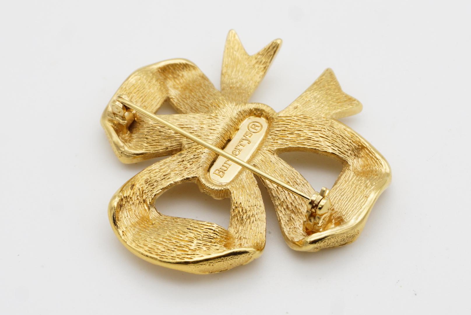 Burberrys London Vintage 1990s Large Bow Ribbon Relief Flower Leaf Gold Brooch For Sale 7