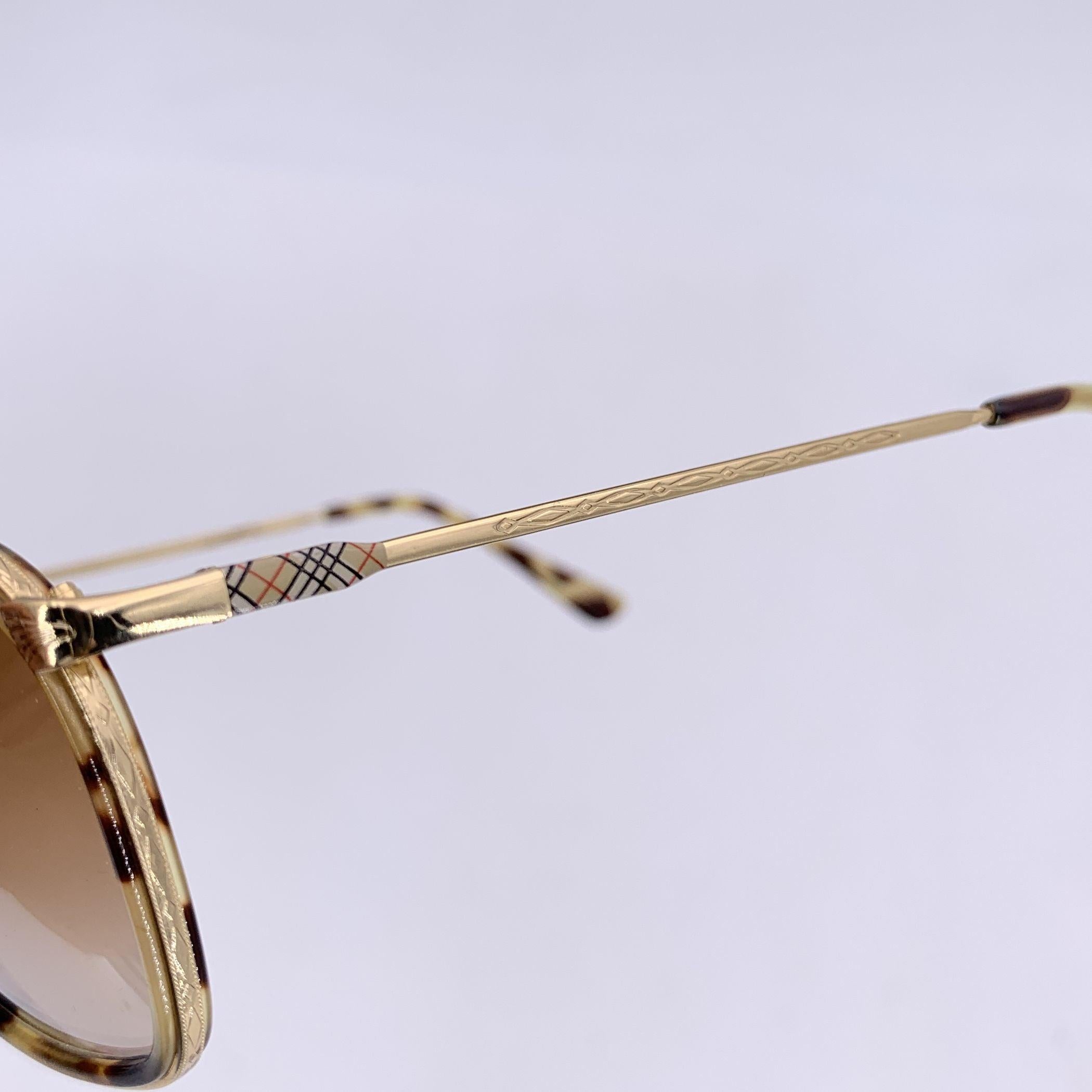 Women's Burberrys of London Vintage Rectangle Havana Sunglasses Mod. B47 For Sale