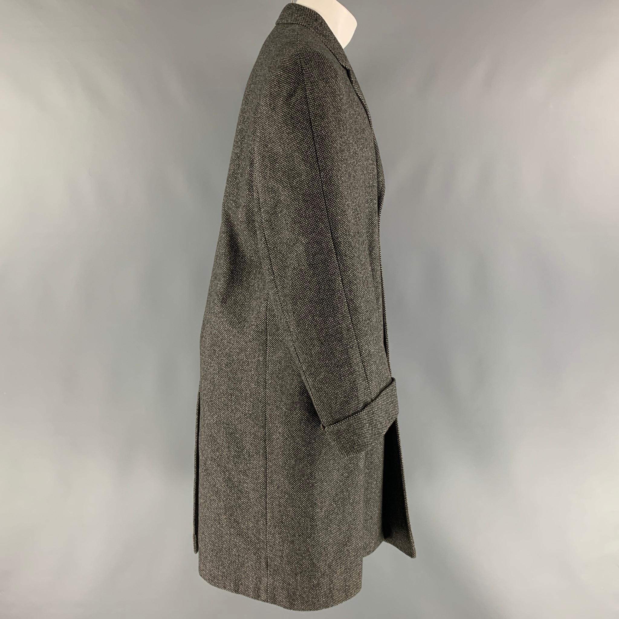 BURBERRYS Size 40 Grey Black Nailhead Wool Notch Lapel Coat In Excellent Condition In San Francisco, CA