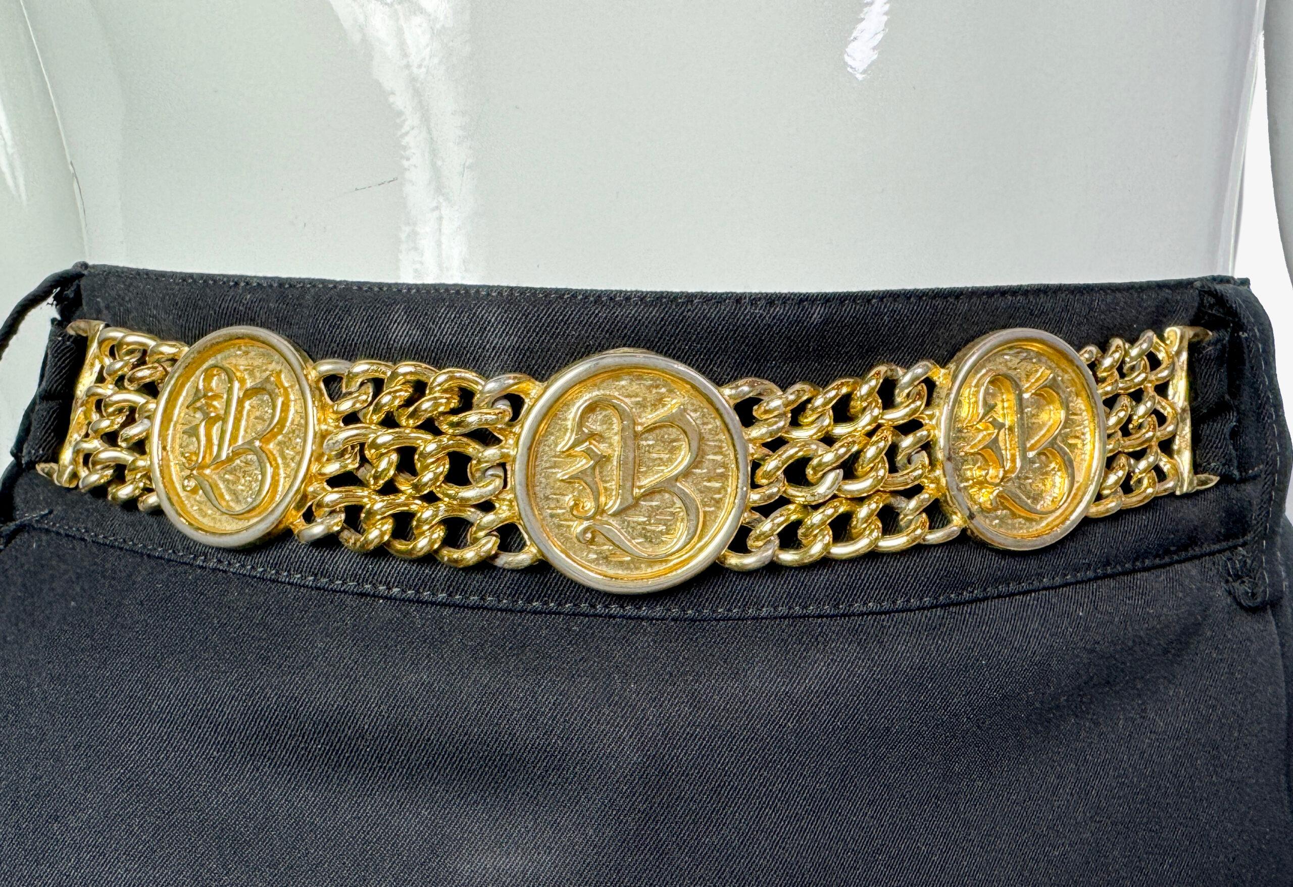 Falda Burberrys vintage negra con cinturón metálico Negro en venta