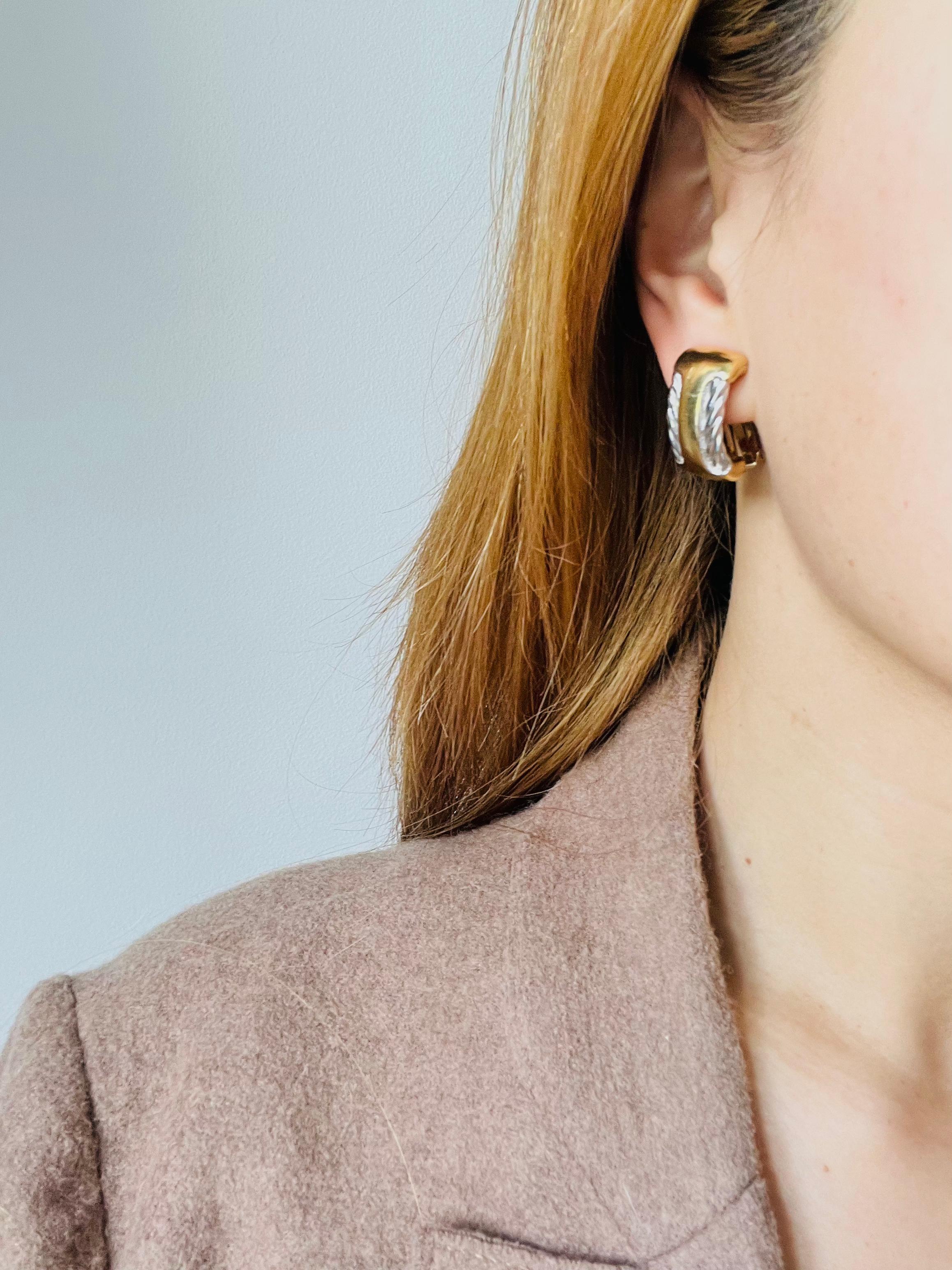 Burberry's Vintage Rechteck Silber Seil Halb Hoop Semi Dome Gold Clip Ohrringe im Angebot 1