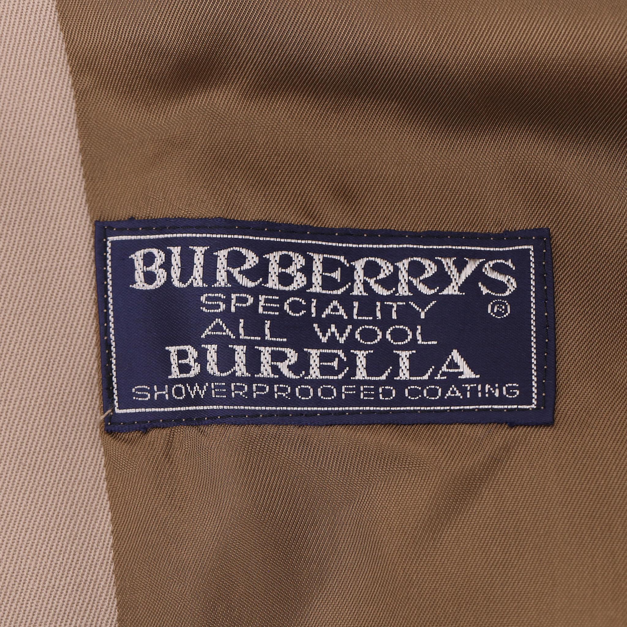 Burberrys Cappotto vintage in lana vergine e misto alpaca in vendita 3