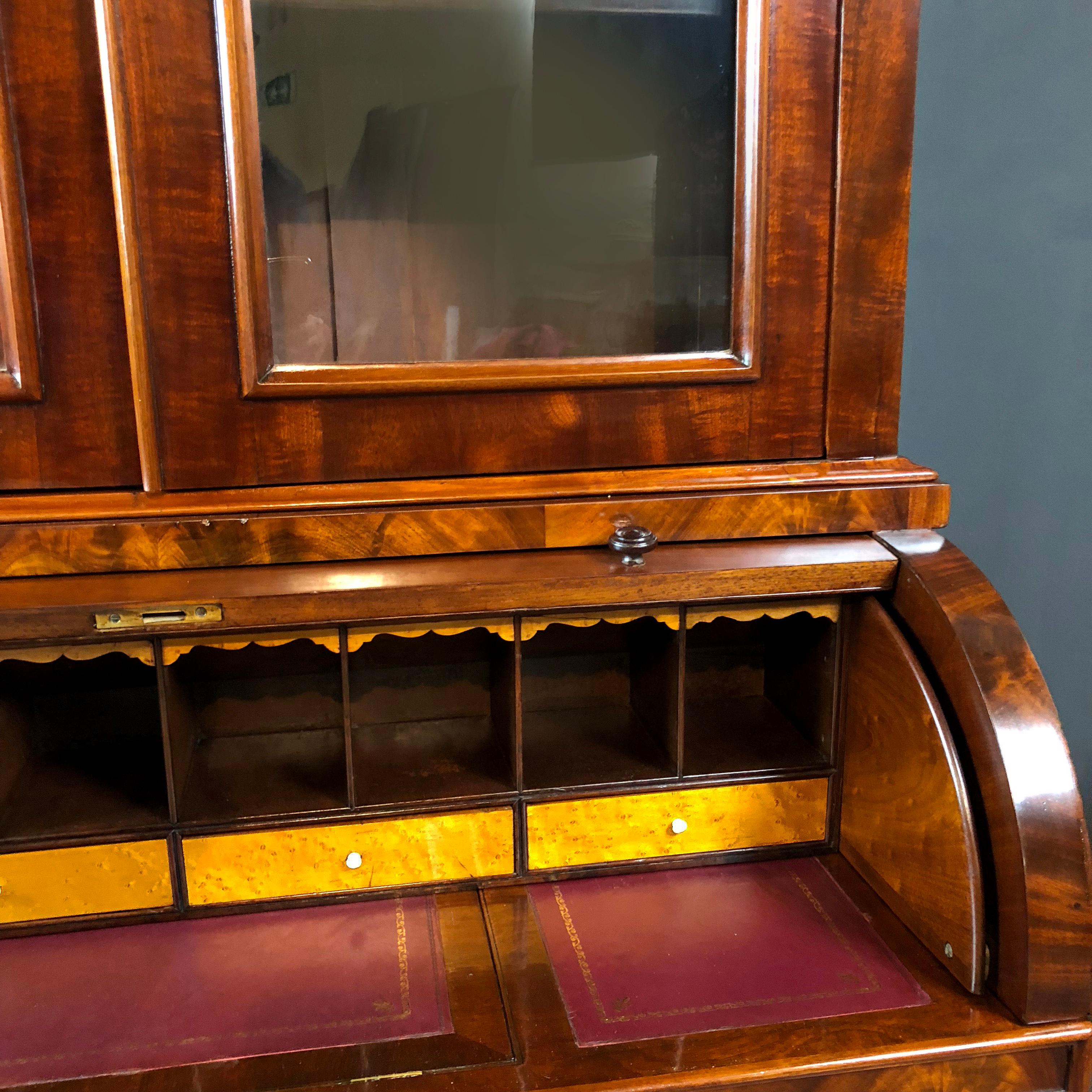 Victorian Bureau Bookcase Mid-Size 19th Century Cylinder Top Secretaire For Sale 5
