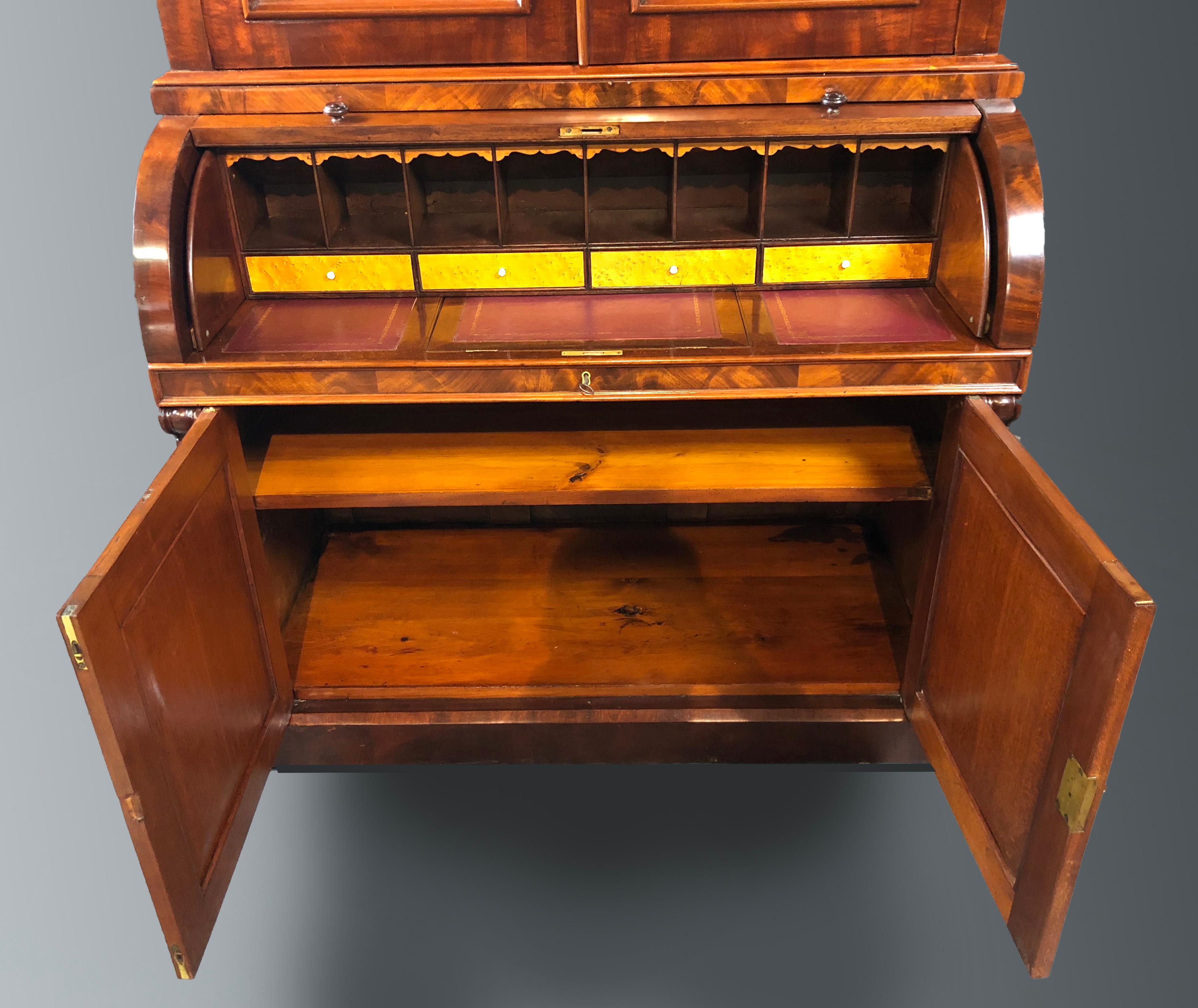 Victorian Bureau Bookcase Mid-Size 19th Century Cylinder Top Secretaire For Sale 3