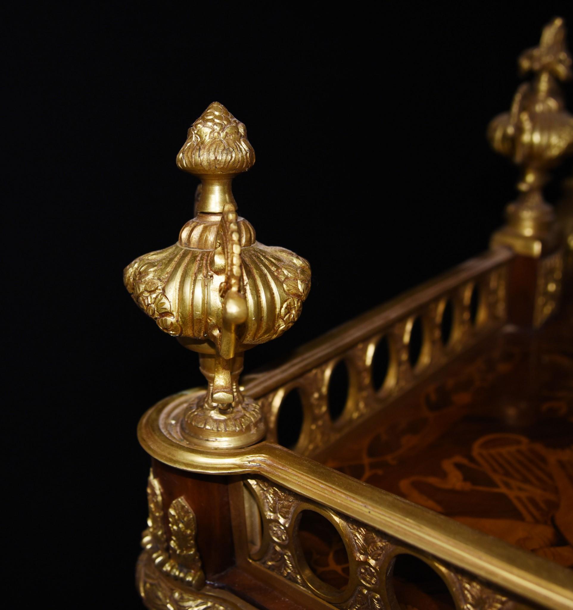 Bureau De Roi, French Roll Top Desk Louis XV Monumental For Sale 6