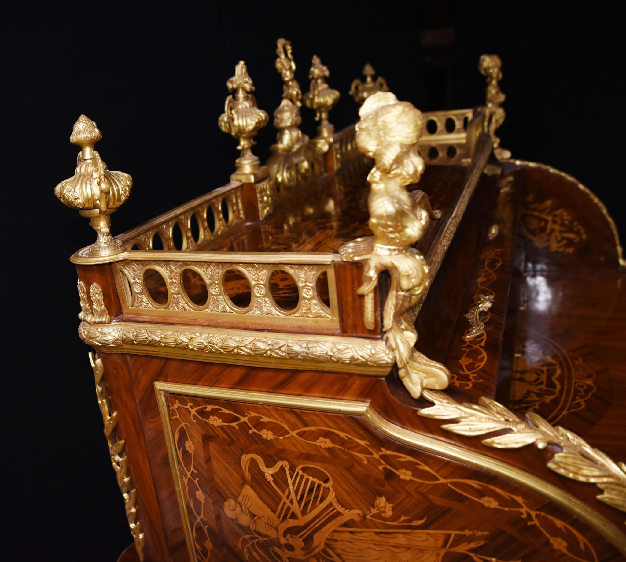 Bureau De Roi, French Roll Top Desk Louis XV Monumental For Sale 9