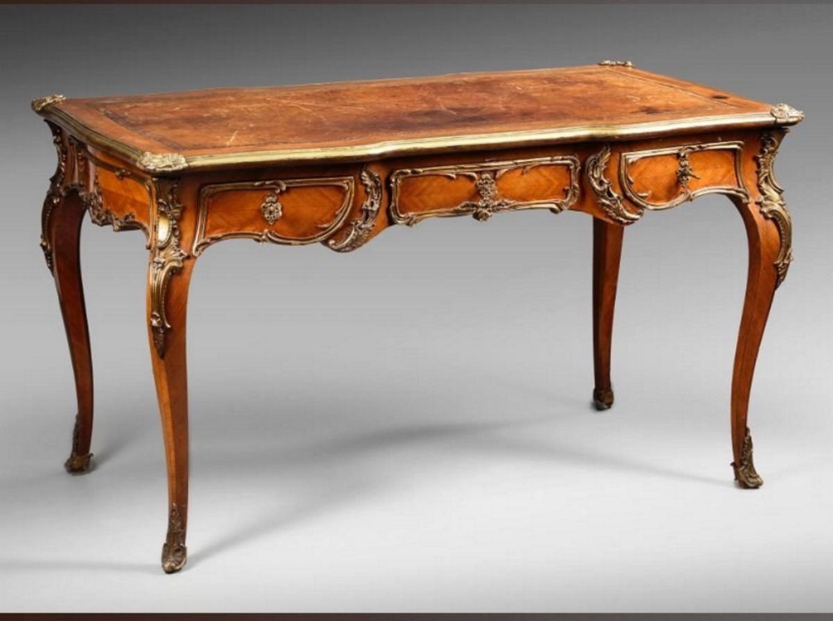 Louis XV style desk, Late 19th Century In Good Condition In Saint-Ouen, FR