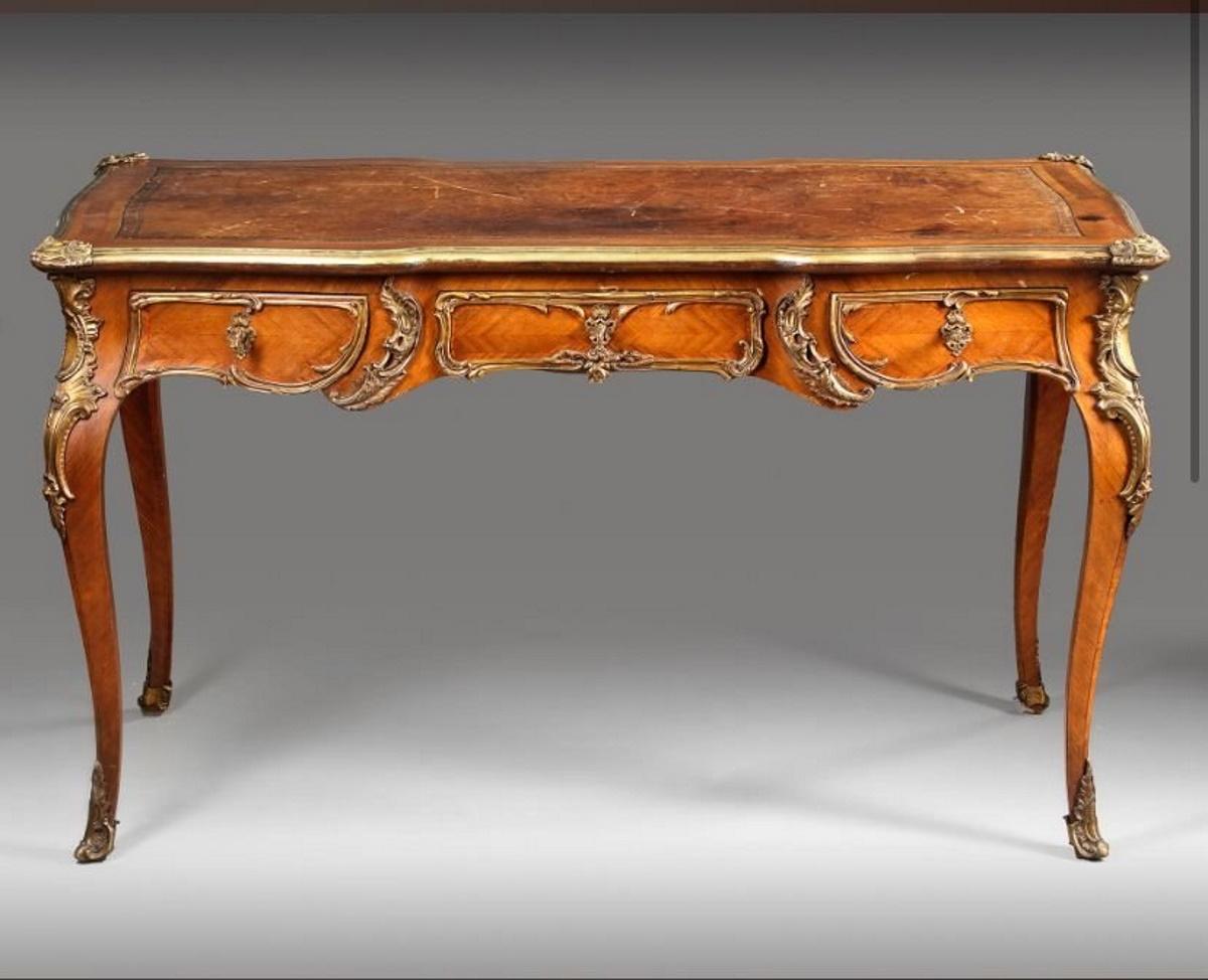 Wood Louis XV style desk, Late 19th Century