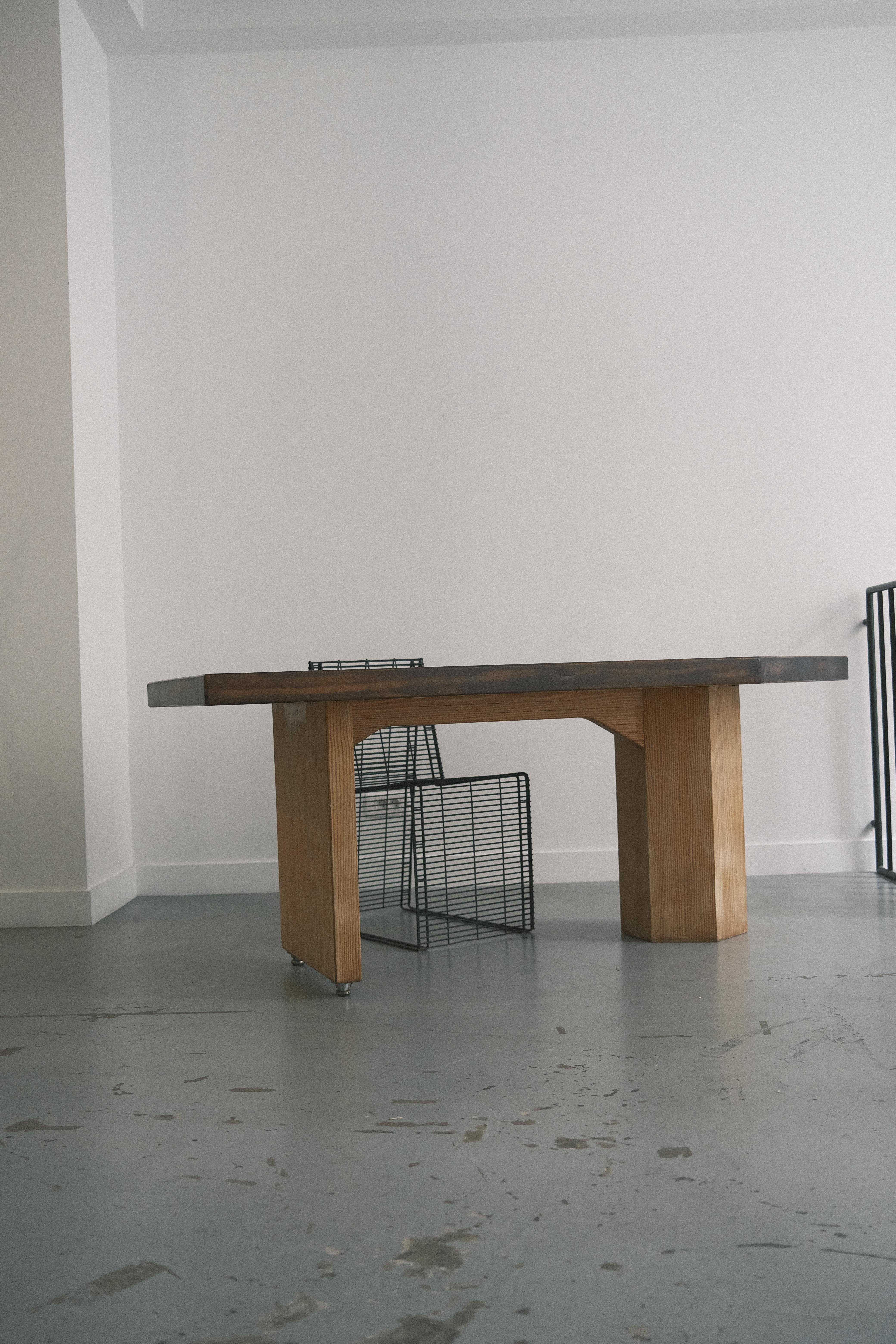 French Bureau en bois dans le goût de Charlotte Perriand For Sale