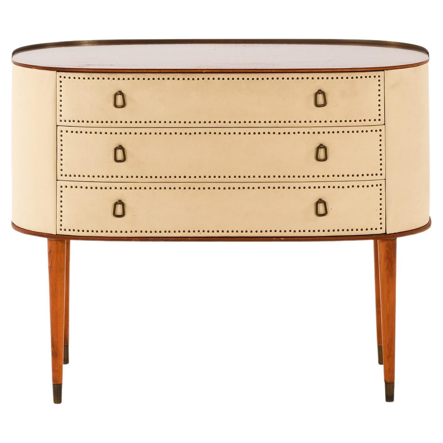 Bureau en caoba y cuero artificial blanco de Halvdan Pettersson, años 50 en venta