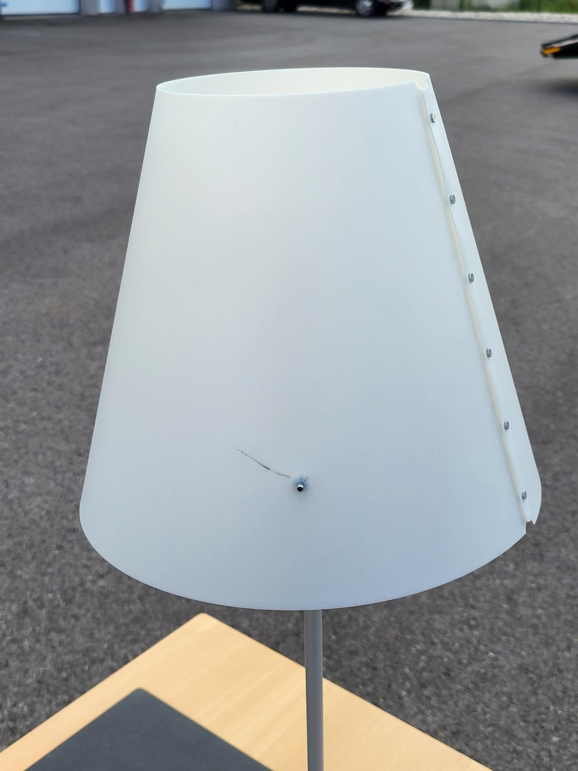 Bureau Jean Nouvel Edition Ligne Roset plateau bois pieds aluminium 1980 Design For Sale 7