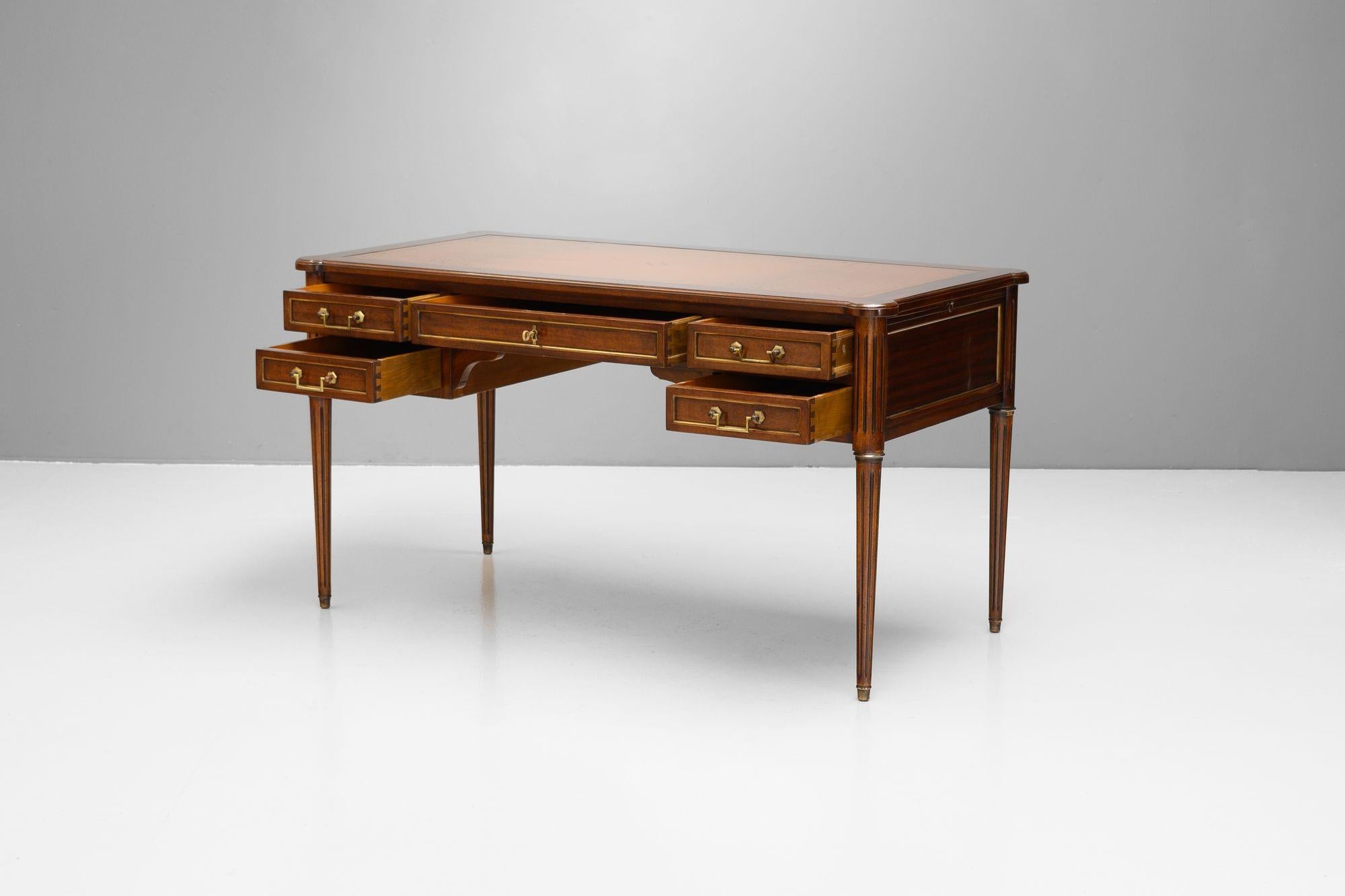 Bureau Plat (Französisch) im Angebot