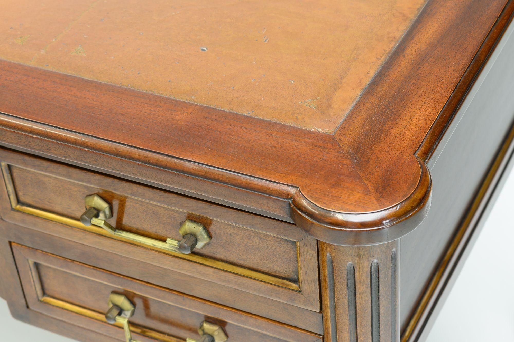 Bureau Plat im Angebot 2