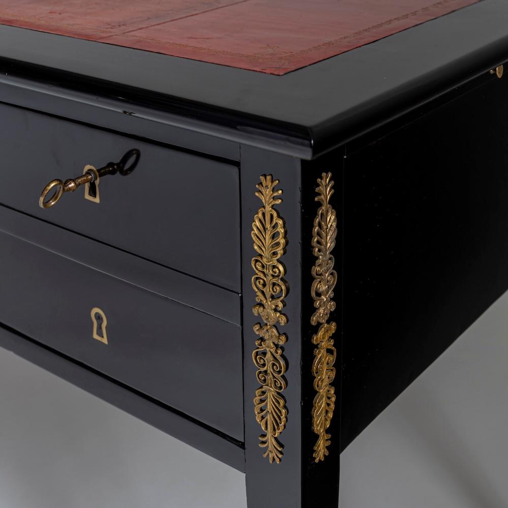 Bureau Plat, fine del XIX secolo in vendita 11
