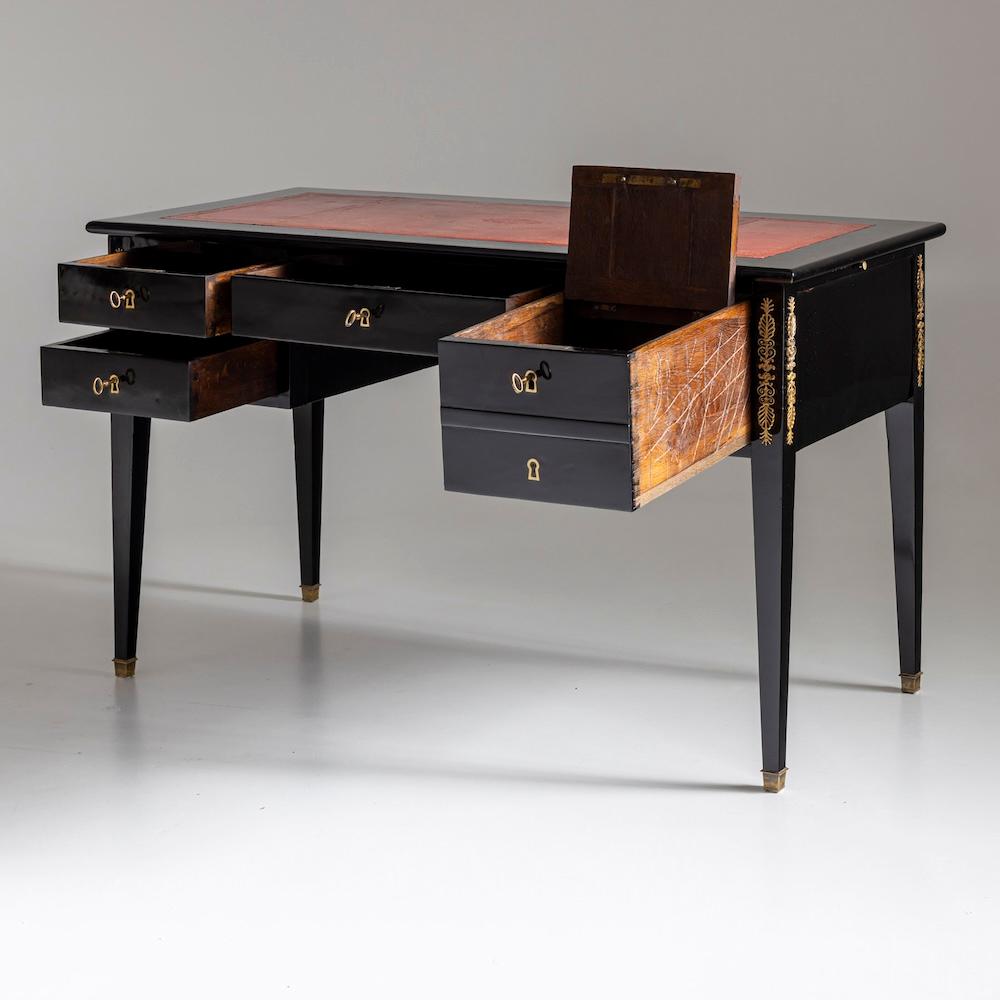 Bureau Plat, fine del XIX secolo in vendita 2