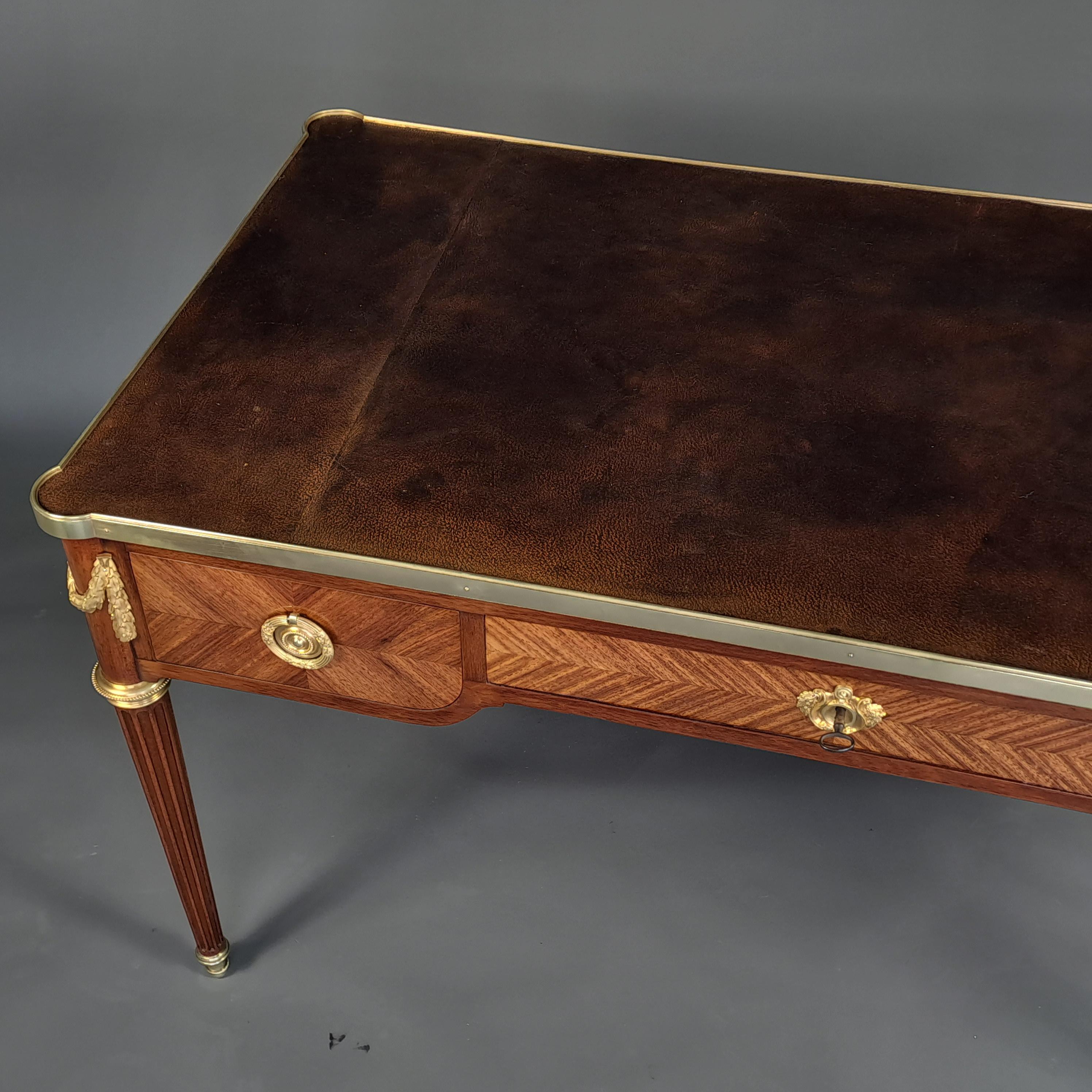Bureau Plat Louis XVI Style in Marquetry and Gilt Bronze For Sale 2