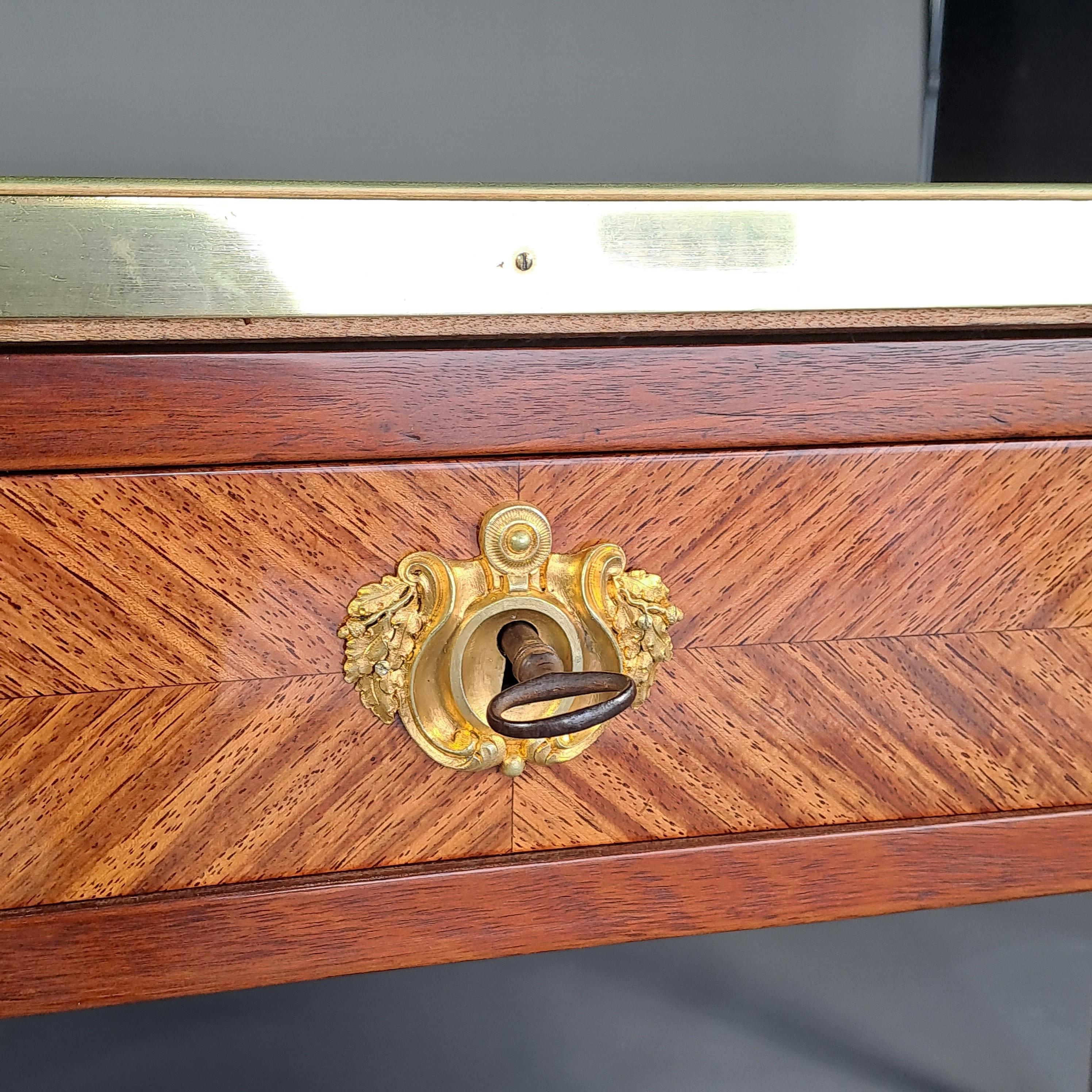 Bureau Plat Louis XVI Style in Marquetry and Gilt Bronze For Sale 4