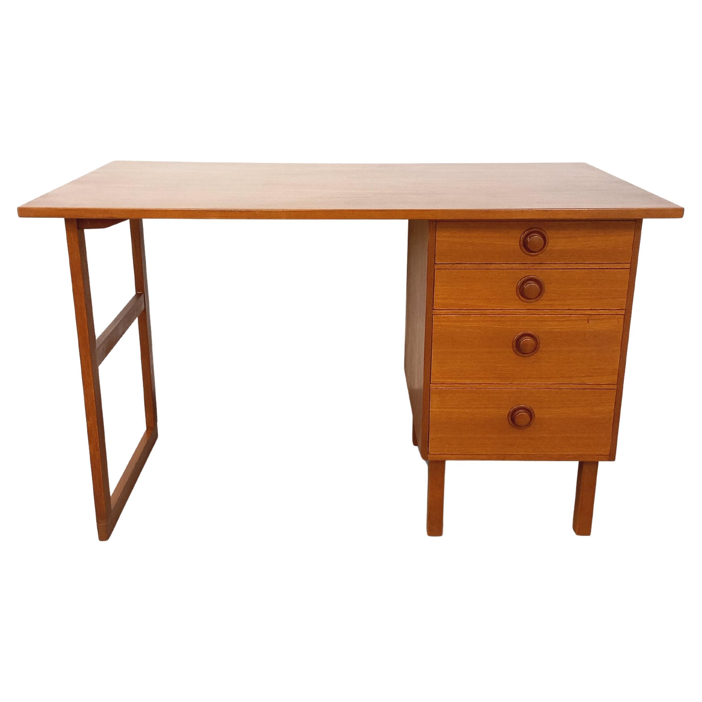 Bureau scandinave vintage en teck des années 60