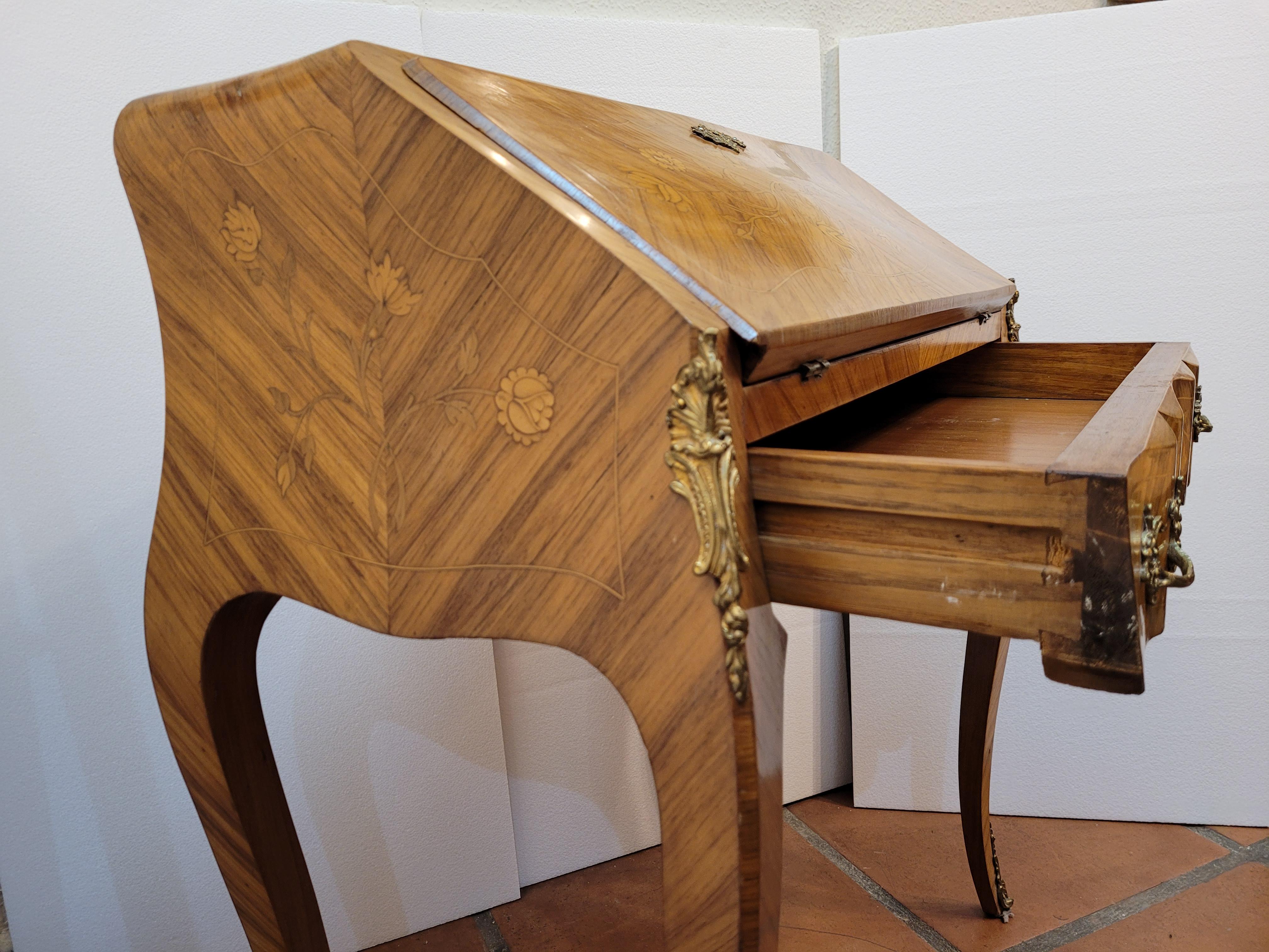 Bureau secretaire à pente / d'âne French, Napoleon III Floral marquetry 7