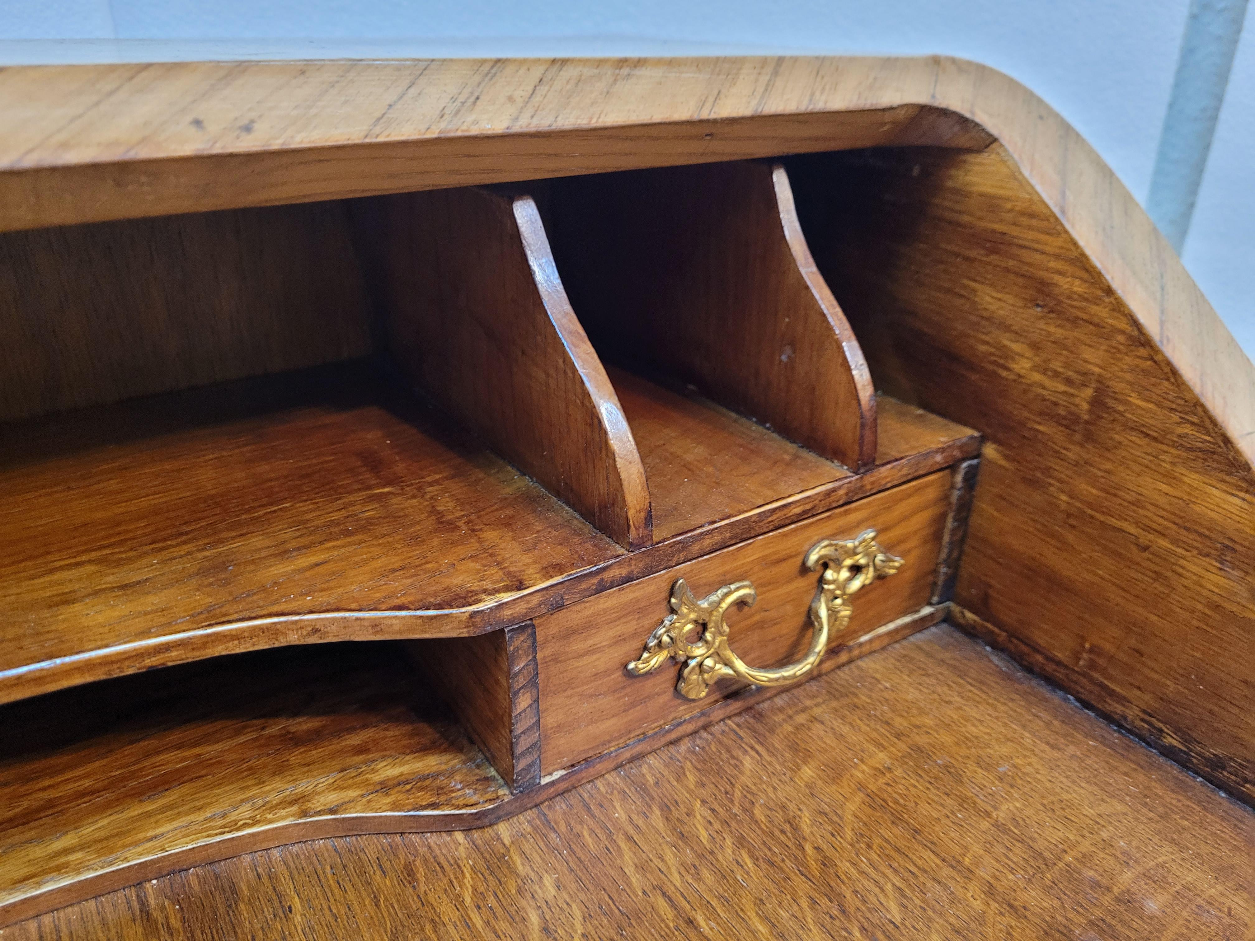 Bureau secretaire à pente / d'âne French, Napoleon III Floral marquetry 2