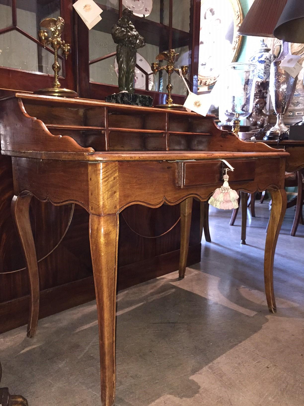 Antique Bureau Desk in Walnut Cartonnier Writing Office Table Provencal Rustic In Good Condition For Sale In West Hollywood, CA