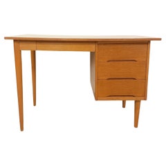 Bureau vintage en bois de chêne des années 60