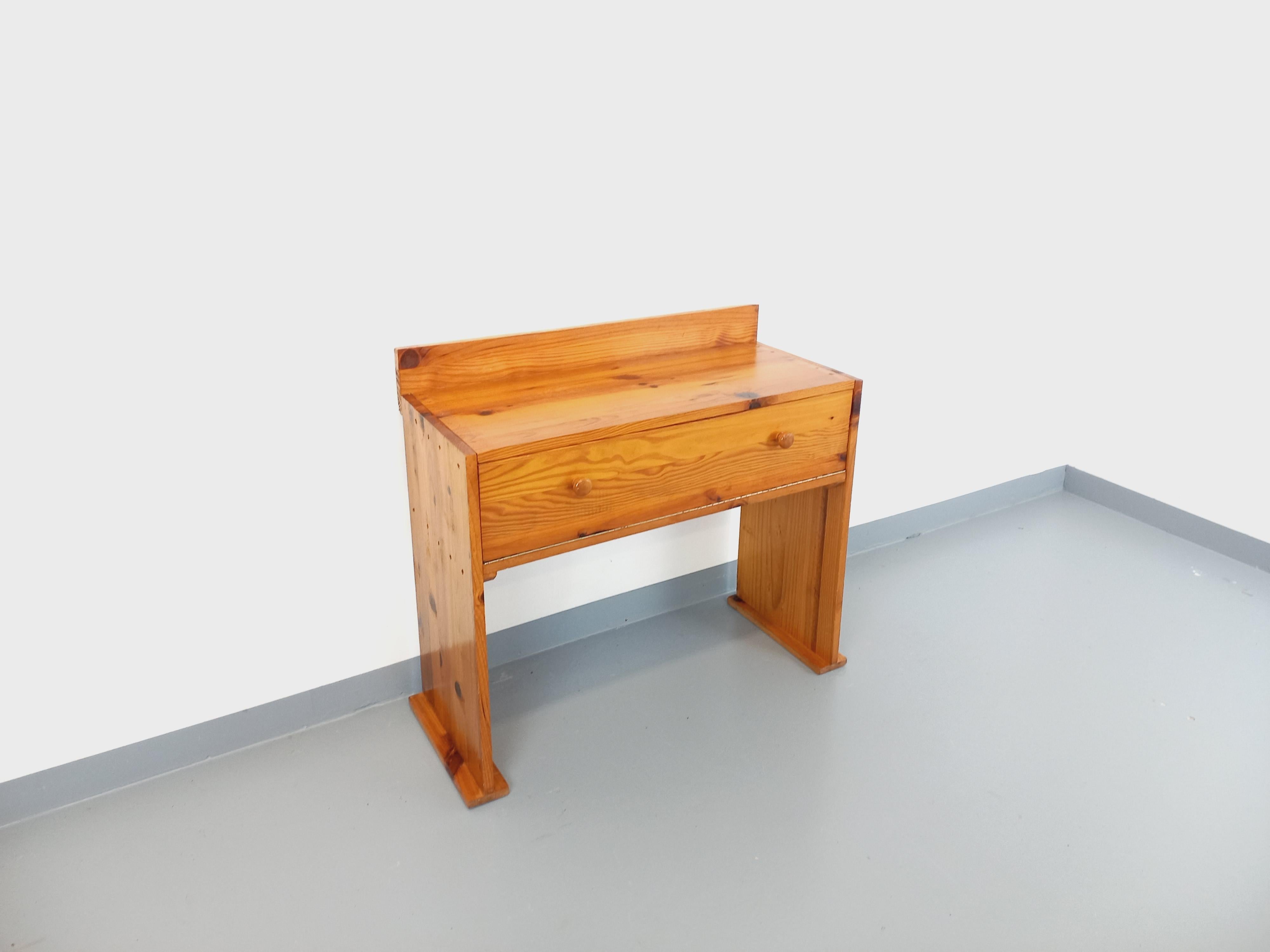 Legno Ufficio vintage in spilla con piedini luge degli anni 70 80 in vendita