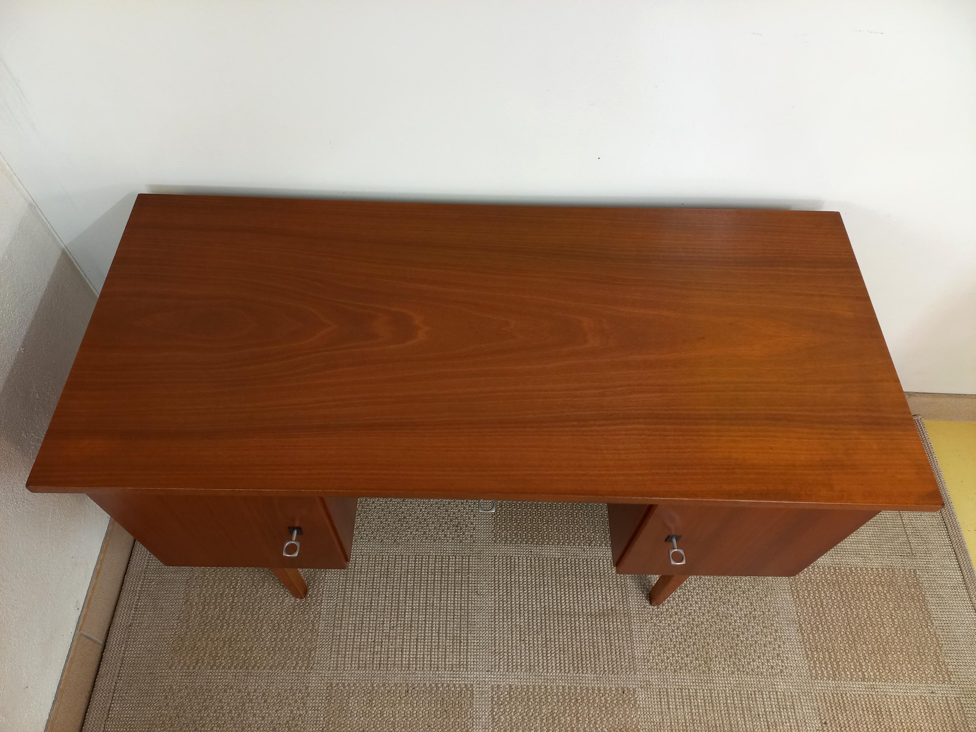 Ufficio vintage in legno anni 60 in vendita 2