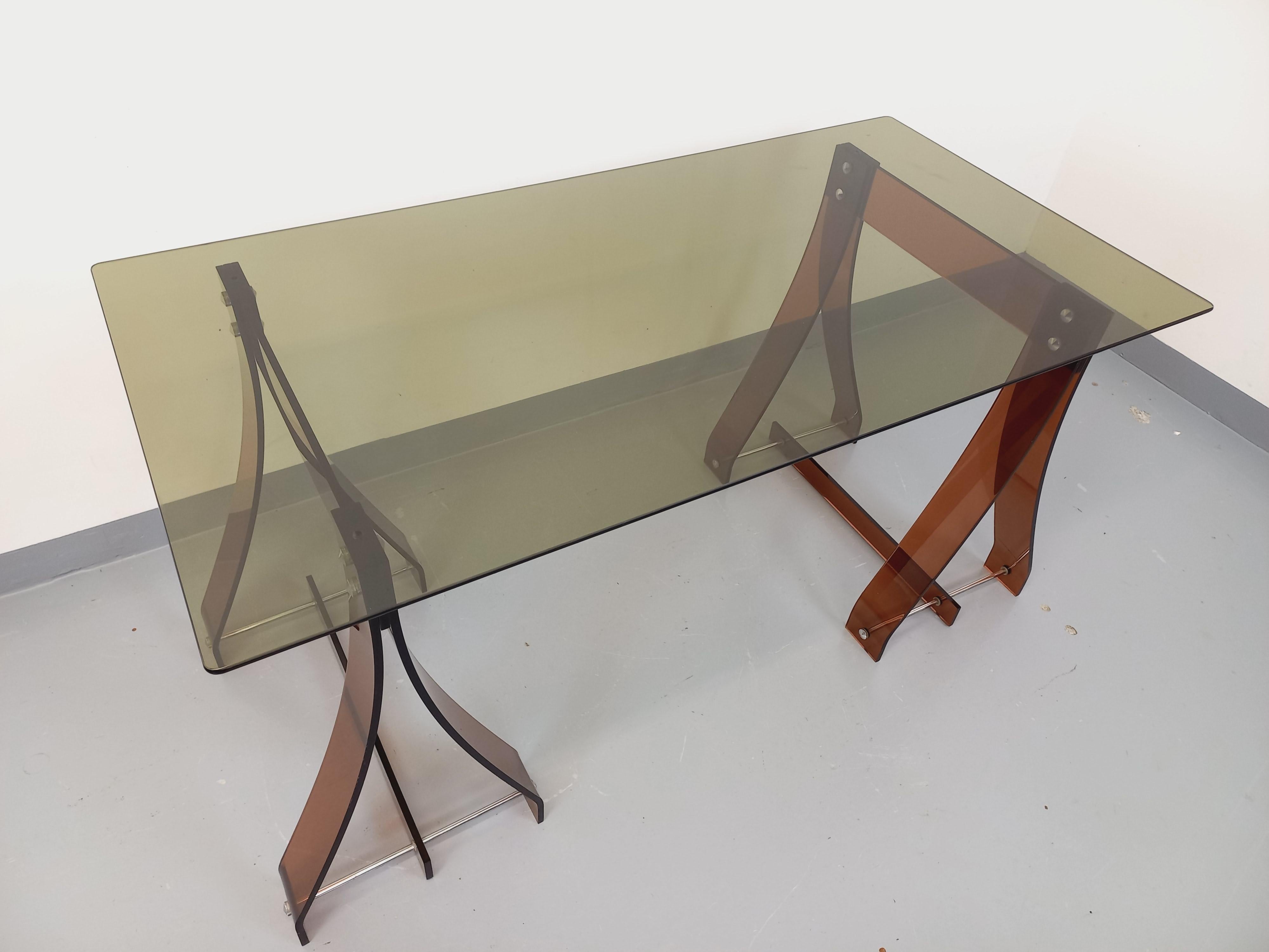 Francese Ufficio vintage Marcello Gacita e Pierre Tiberi per Rodet in verre fumé, plexiglas in vendita