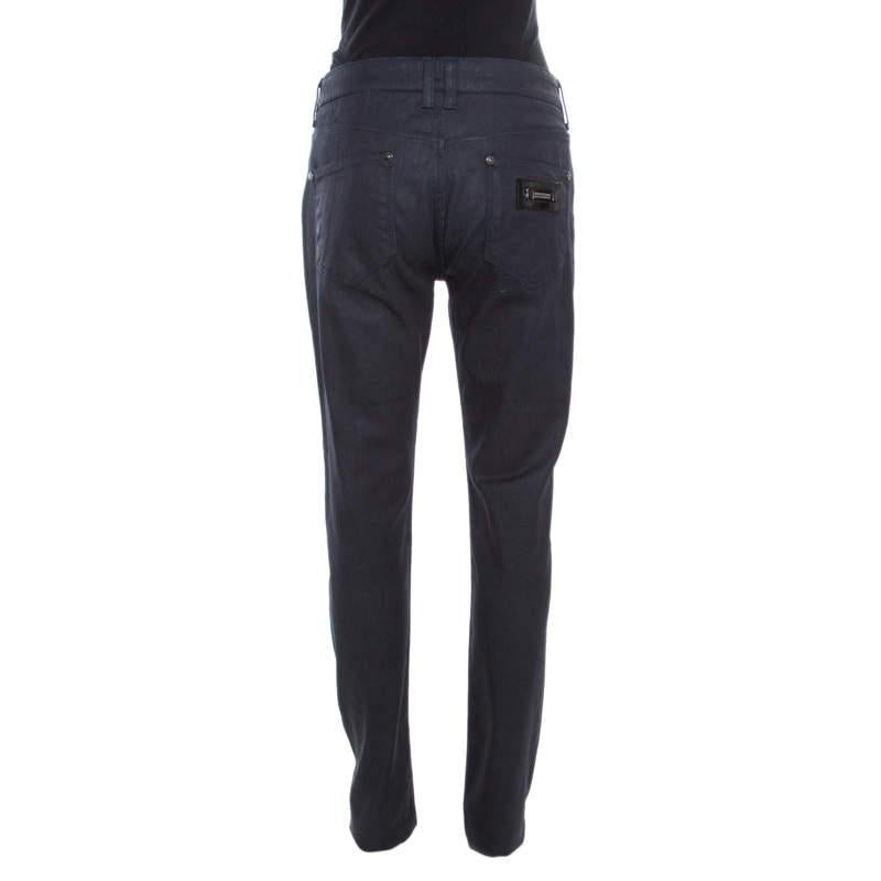 Burebrry Brit Indigo Dark Wash Straight Fit Denim Jeans M In Good Condition For Sale In Dubai, Al Qouz 2