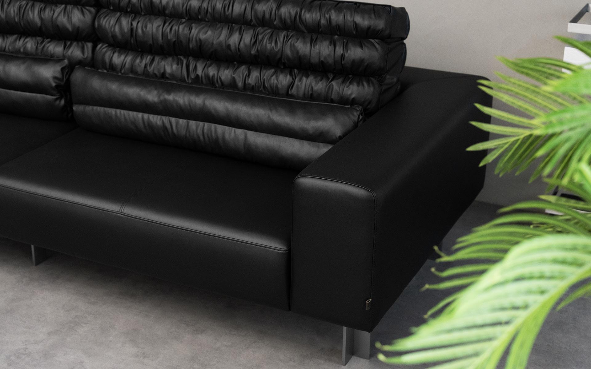 Buredo Canapé d'angle moderne en simili cuir noir avec pieds en métal en vente 4